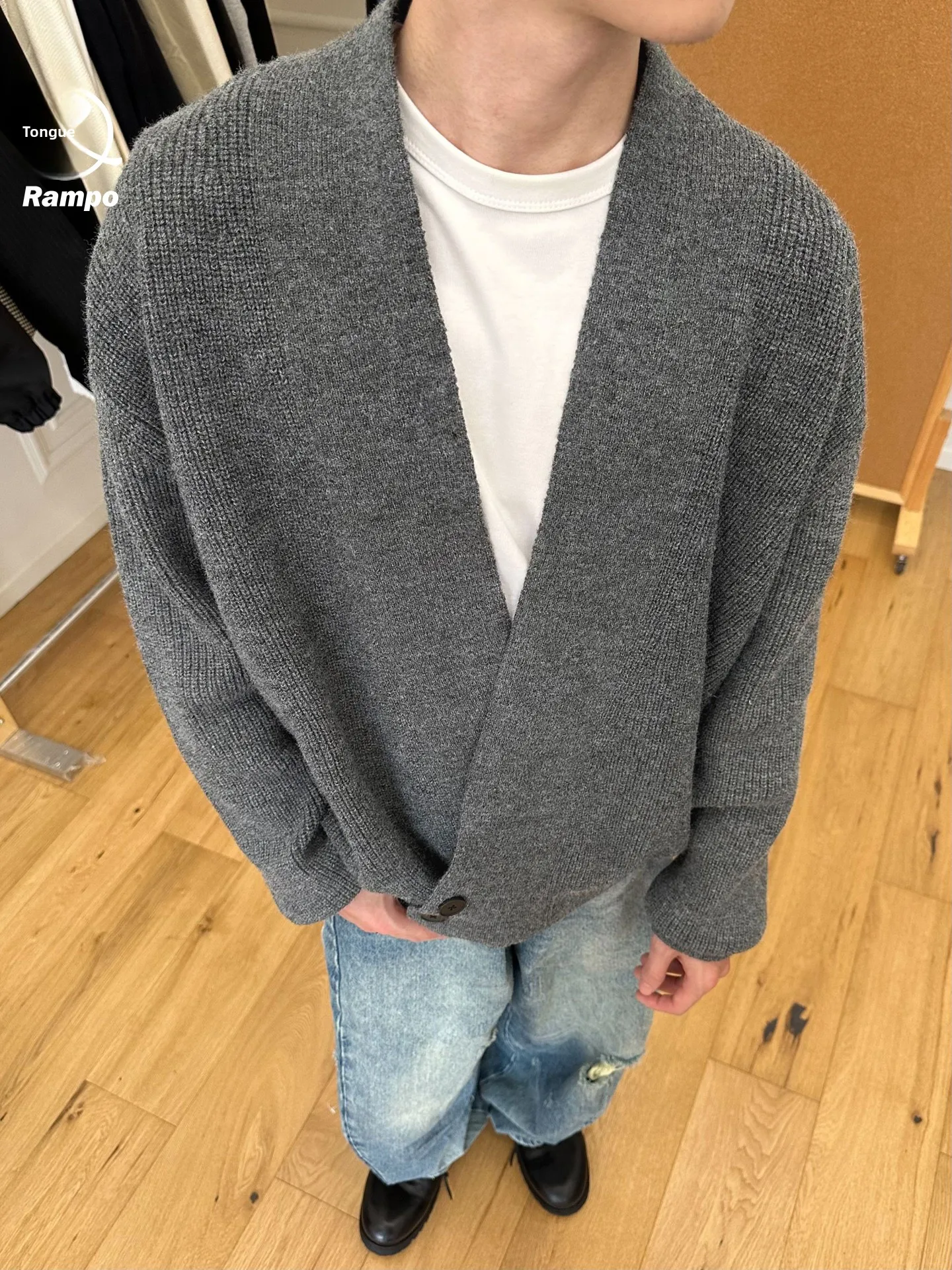 Korean Lazy Sle Knitted Cardigan Loose Fit Casual Women's Top Coat Open Cardigan Versatile Slouchy Feel Winter Outerwear
Korean Lazy Sle Knitted Cardigan Loose Fit Casual Women's Top Coat Open Cardigan Versatile Slouchy Feel Winter Outerwear