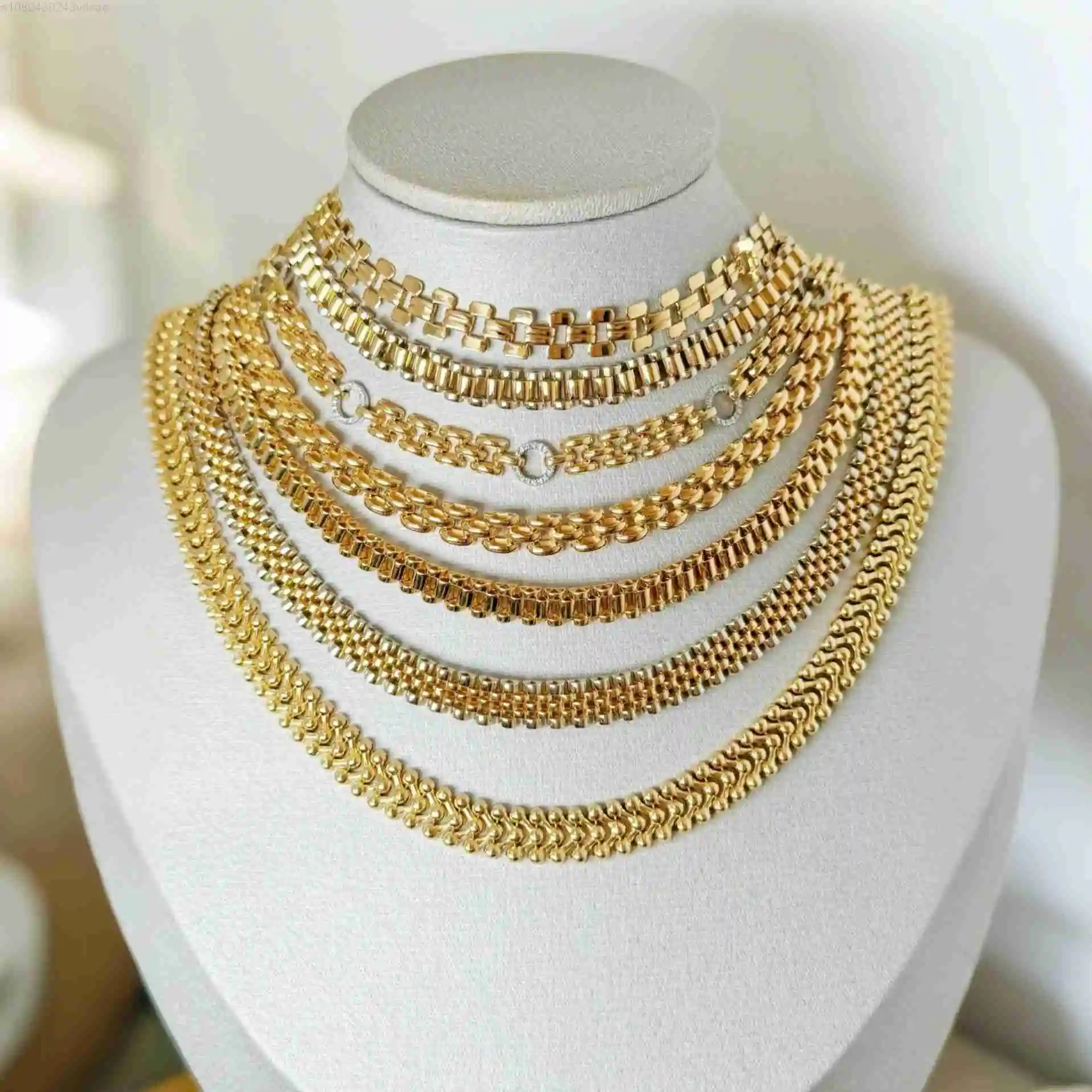 Linyin Custom Wholesale Necklaces Quality Men Necklace Jewelry Luxury Oro 18k Original Gold Clavicular Cuban Chain Jewelry Women
Linyin Custom Wholesale Necklaces Quality Men Necklace Jewelry Luxury Oro 18k Original Gold Clavicular Cuban Chain Jewelry Women