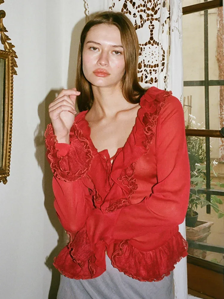 LangMao Chiffon Cardigan T-shirt Women Fashion V Neck Long Flare Sleeve Tops Femme See Through Ruffled T-shirts Elegant Tops
LangMao Chiffon Cardigan T-shirt Women Fashion V Neck Long Flare Sleeve Tops Femme See Through Ruffled T-shirts Elegant Tops