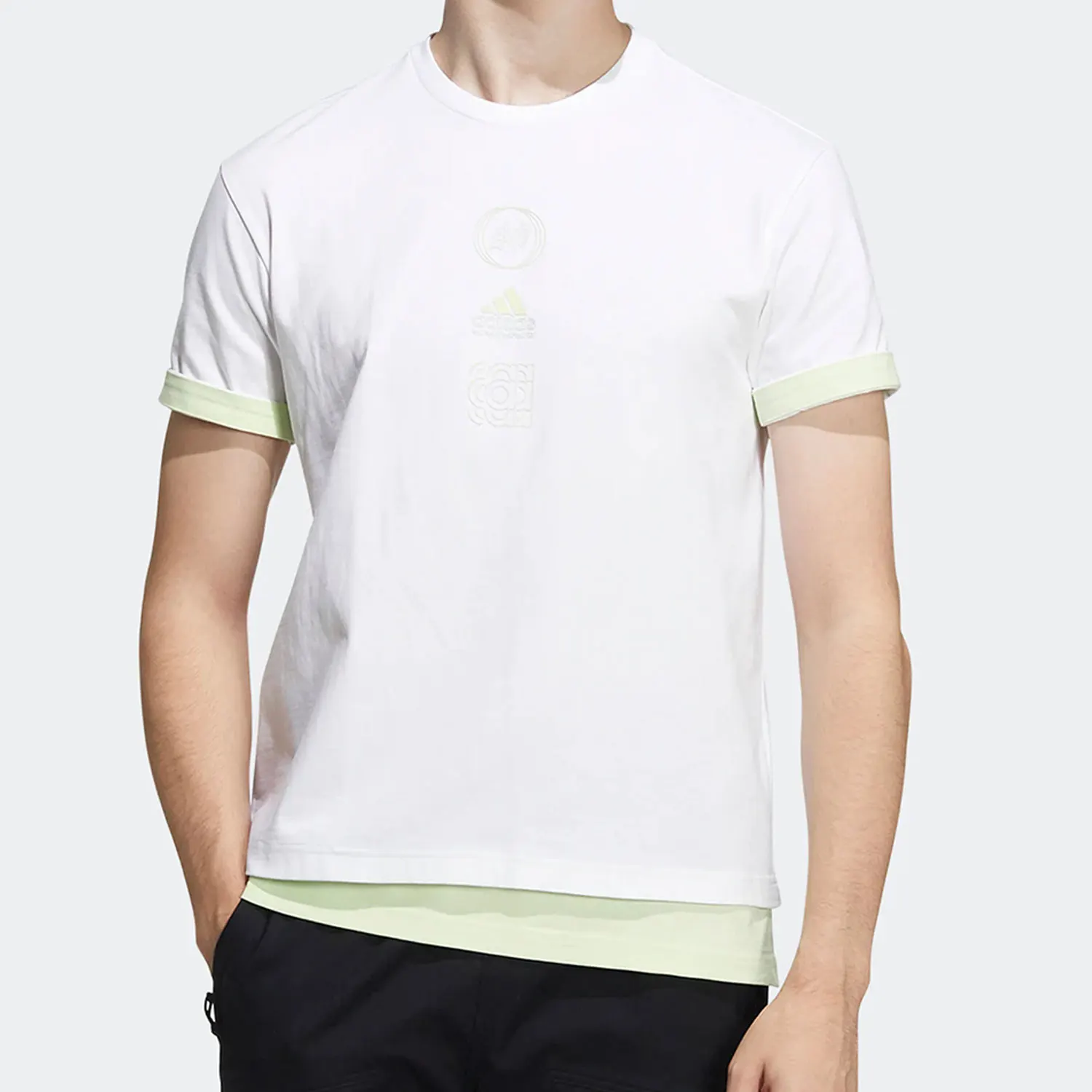 Оригинальные летние мужские спортивные футболки Adidas для отдыха, повседневные футболки с короткими рукавами HE9921
Оригинальные летние мужские спортивные футболки Adidas для отдыха, повседневные футболки с короткими рукавами HE9921