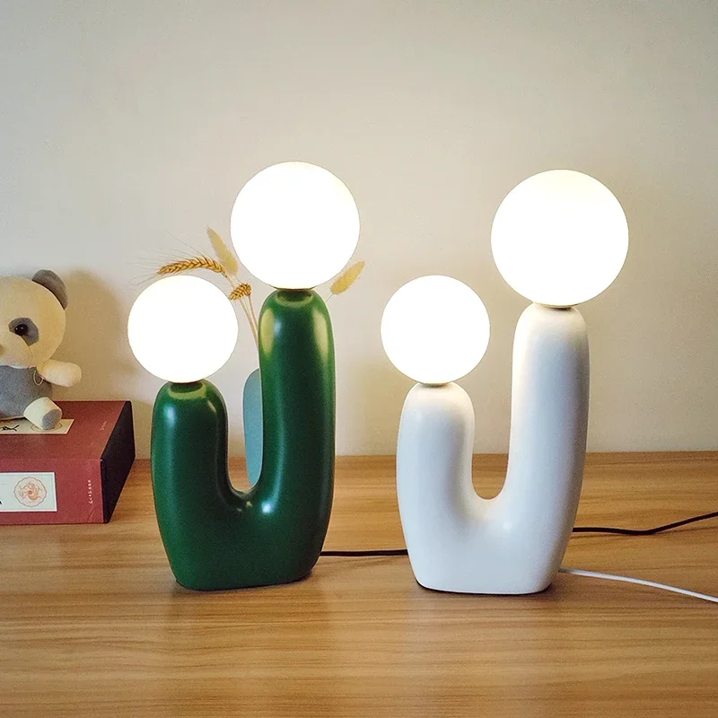 Art resin double-ended table lamp white/pink/green creative fashion
Art resin double-ended table lamp white/pink/green creative fashion