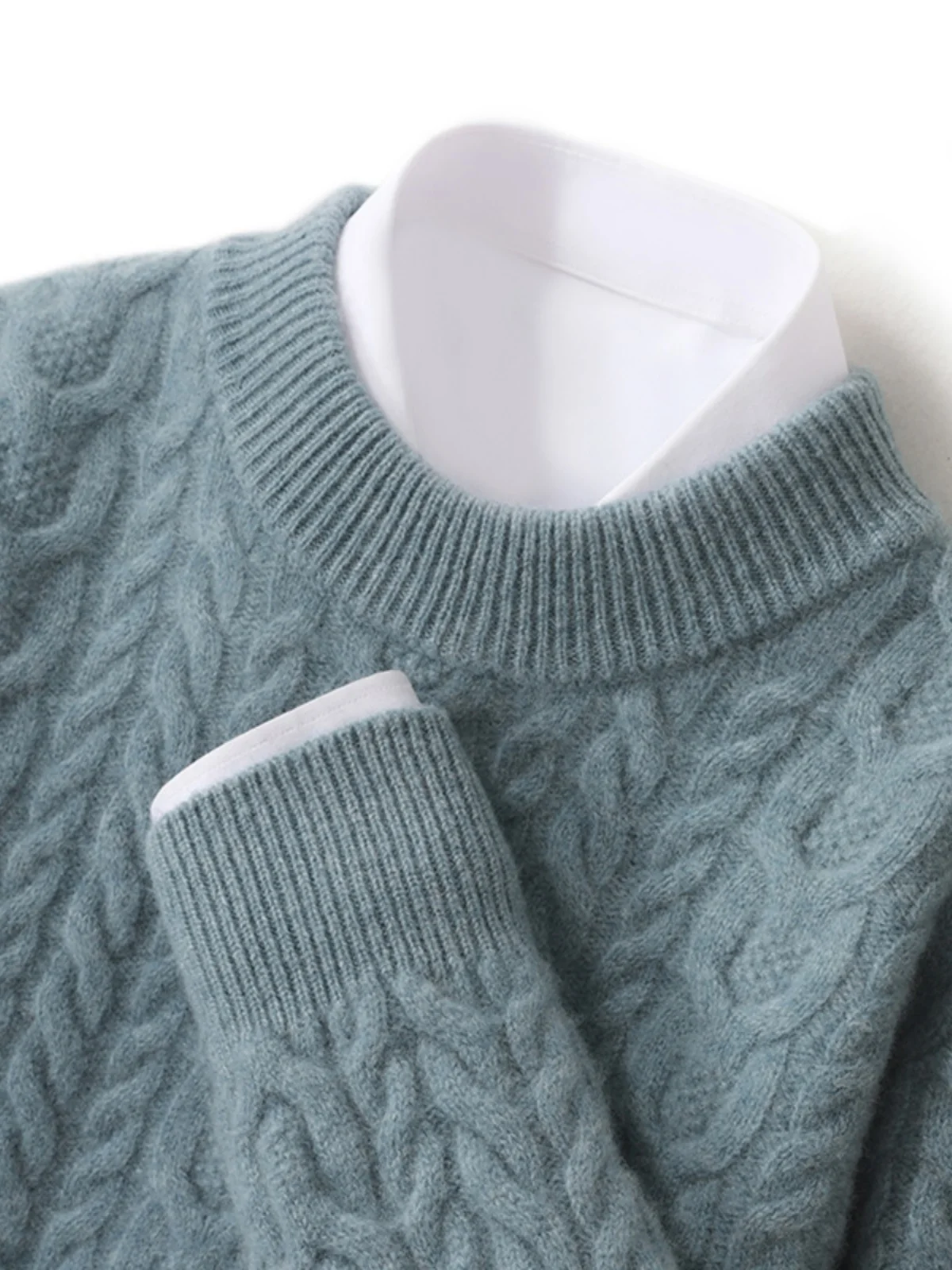 100% sweater men's thick half-height round neck pullover twisted knitted cashmere sweater autumn and winter solid color
100% sweater men's thick half-height round neck pullover twisted knitted cashmere sweater autumn and winter solid color