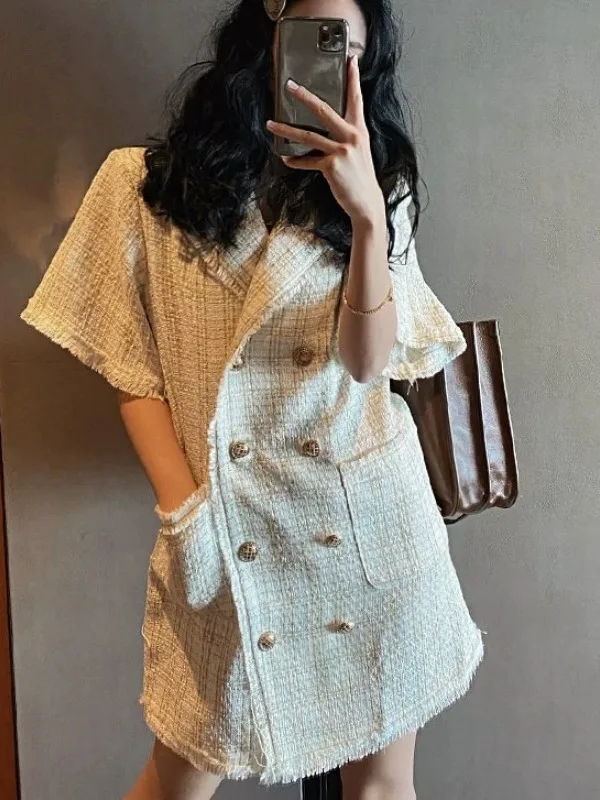 Plaid Texture Tweed Suit Dress Women's Double Button Loose Straight Cut Anti-Aging Short Skirt Trendy Polyester Short Sleeve
Plaid Texture Tweed Suit Dress Women's Double Button Loose Straight Cut Anti-Aging Short Skirt Trendy Polyester Short Sleeve
