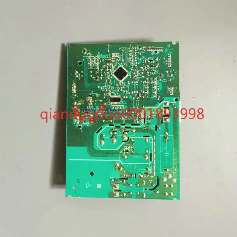 Applicable to Midea air conditioner main board CE-KFR26G 11M.D.01.NP2-DM
Applicable to Midea air conditioner main board CE-KFR26G 11M.D.01.NP2-DM