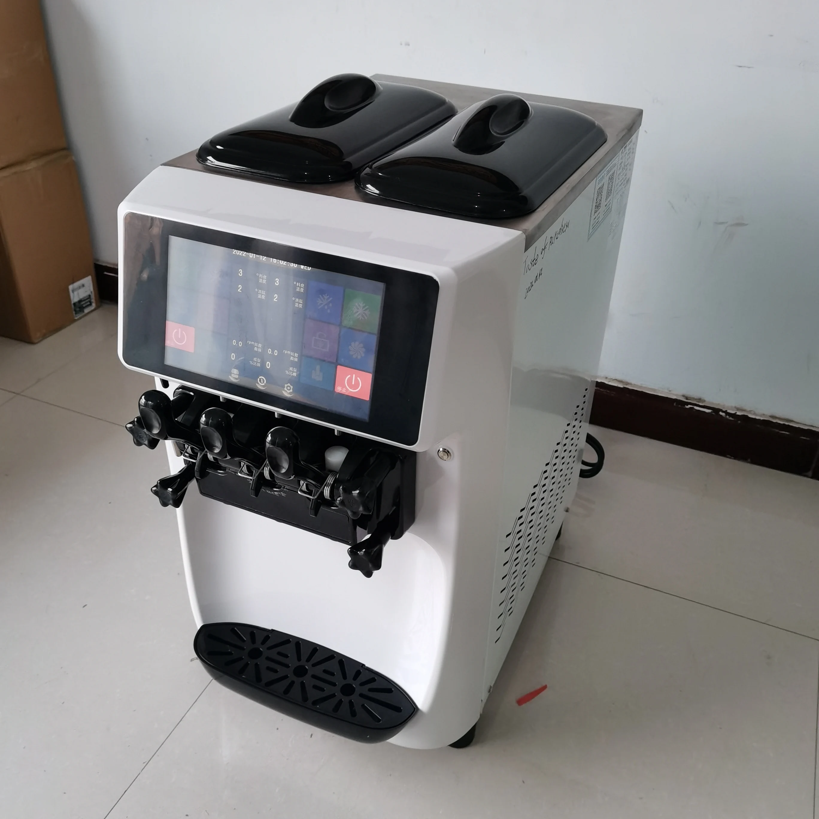 Commercial Three Flavors Ice Cream Machine Desktop Small Three-color Soft Ice Cream Making Machine
Commercial Three Flavors Ice Cream Machine Desktop Small Three-color Soft Ice Cream Making Machine
