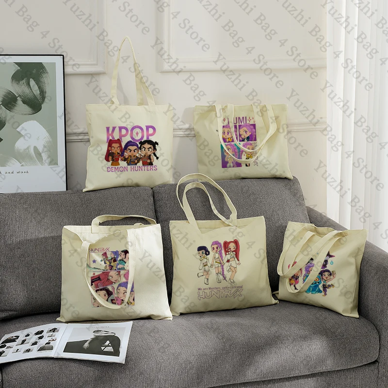 Kpop Collectible Gift Huntrix Kawaii Trio Shoulder Bag, Blue Cat Raven Fantasy with "For The Fans" Handbag, Lightweight Tote Bag
Kpop Collectible Gift Huntrix Kawaii Trio Shoulder Bag, Blue Cat Raven Fantasy with "For The Fans" Handbag, Lightweight Tote Bag