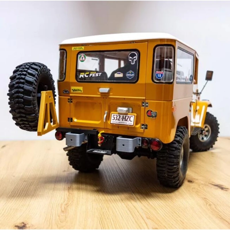 Lockable Spare Tire Carrier For FMS 1:10 FJ40,Gear Rack Structure,No Tailgate Interference,Upgrade Parts/Spare Tire Carrier
Lockable Spare Tire Carrier For FMS 1:10 FJ40,Gear Rack Structure,No Tailgate Interference,Upgrade Parts/Spare Tire Carrier