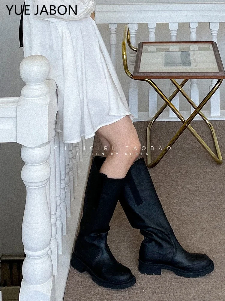 Black Winter Fashion Flat Long Boots for Women Thick Sole Knee High Boots Women Loose Slip On Shoes Women High Botas De Mujer
Black Winter Fashion Flat Long Boots for Women Thick Sole Knee High Boots Women Loose Slip On Shoes Women High Botas De Mujer