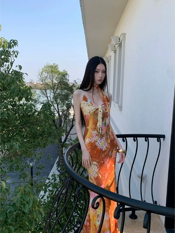 Elegant Summer V-neck Printed Strap Dress Women's High-waist Gathered Skirt Long Sleeveless Gown for Party Wedding Date
Elegant Summer V-neck Printed Strap Dress Women's High-waist Gathered Skirt Long Sleeveless Gown for Party Wedding Date