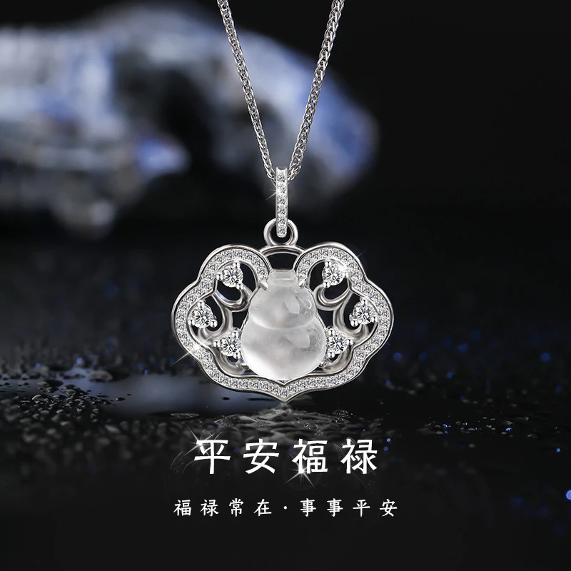 S925 silver peace gourd jade necklace, new style, elegant and auspicious fortune pendant accessory
S925 silver peace gourd jade necklace, new style, elegant and auspicious fortune pendant accessory