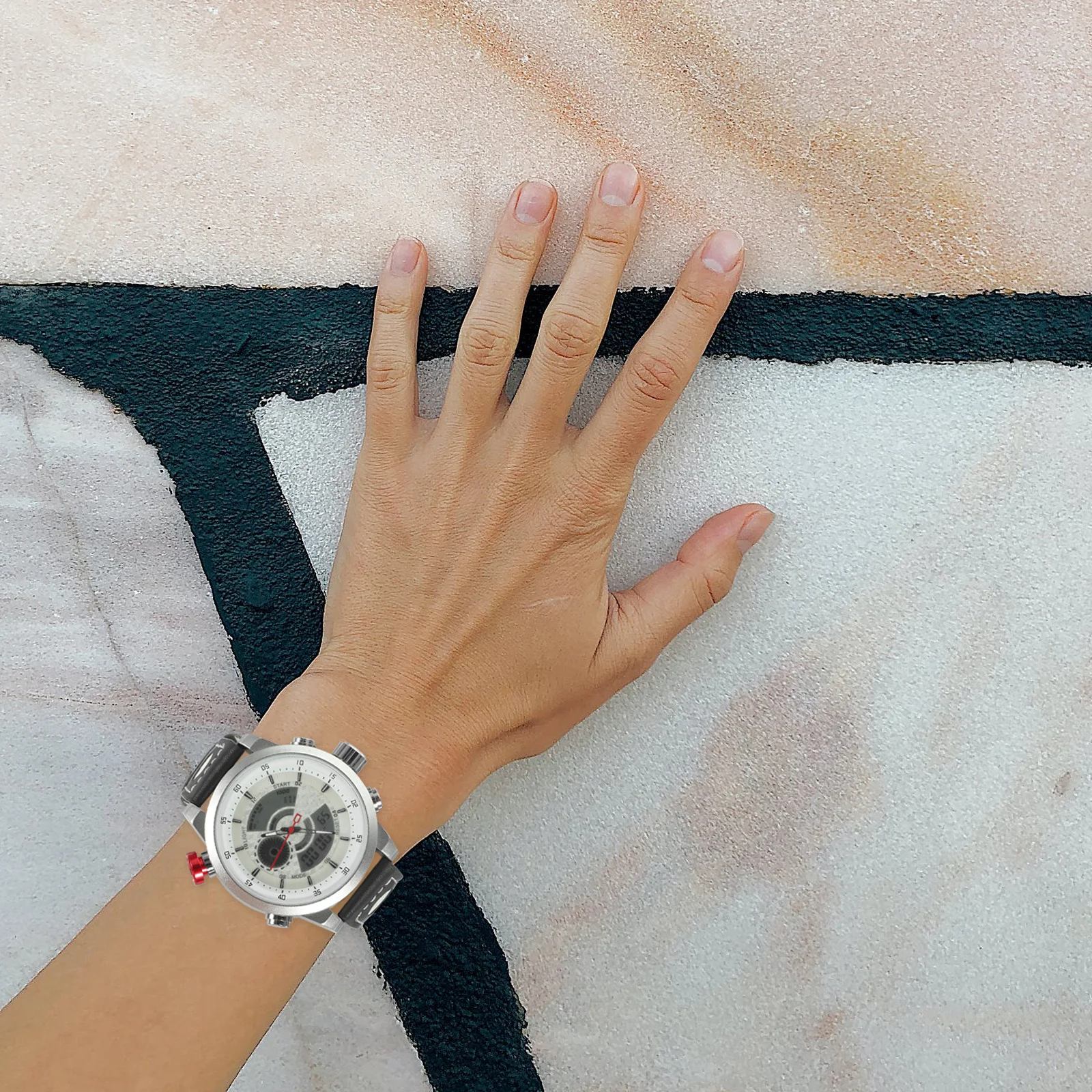 Кварцевые наручные часы с двойным дисплеем для мужчин и мальчиков, белый ремешок из искусственной кожи, корпус из сплава, водонепроницаемая подсветка сигнализации
Кварцевые наручные часы с двойным дисплеем для мужчин и мальчиков, белый ремешок из искусственной кожи, корпус из сплава, водонепроницаемая подсветка сигнализации