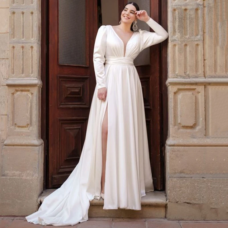 Elegant Satin Plus Size Wedding Dresses Long Sleeves V Neck Beach Bride Dress Oversize Bridal Gown Side Split Vestidos de novia
Elegant Satin Plus Size Wedding Dresses Long Sleeves V Neck Beach Bride Dress Oversize Bridal Gown Side Split Vestidos de novia
