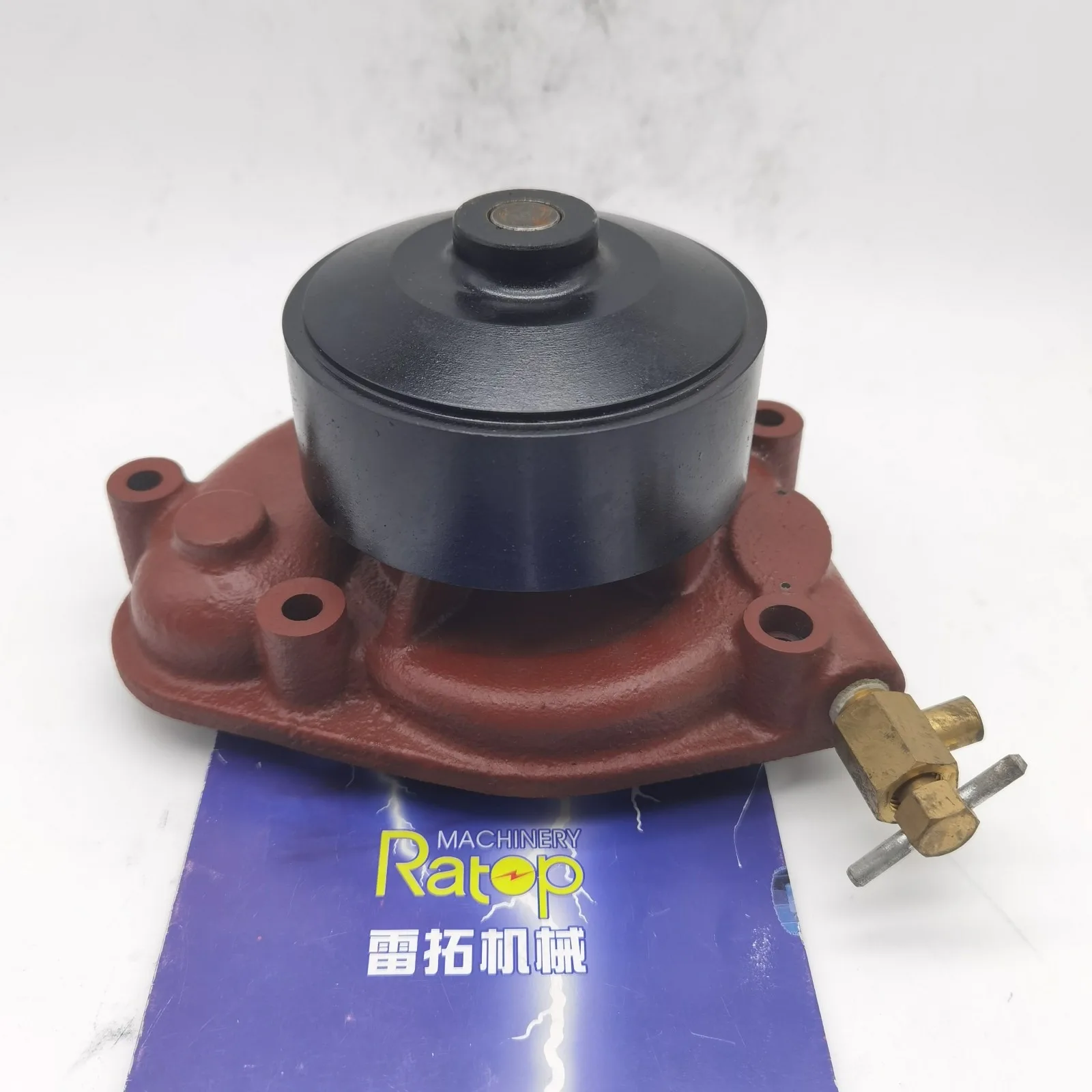 Excavator Parts D20-000-32+B D2000032B D20-000-32-B S00016322 Diesel Engine Water Pump For D6114
Excavator Parts D20-000-32+B D2000032B D20-000-32-B S00016322 Diesel Engine Water Pump For D6114