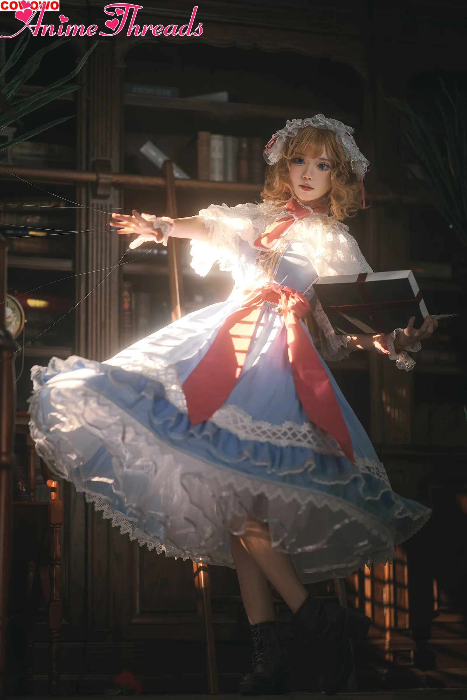 Костюм для косплея Алисы из Touhou Project, платье для ролевых игр, аниме-вечеринок, униформа для Хэллоуина, одежда для переодевания
Костюм для косплея Алисы из Touhou Project, платье для ролевых игр, аниме-вечеринок, униформа для Хэллоуина, одежда для переодевания