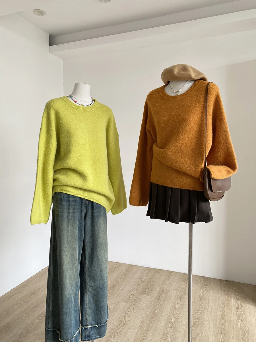 Casual Loose round Neck Sweater Women's Simple Style Autumn Winter New Arrival Korean Style Multi-Purpose Lazy Dopaamine Top
Casual Loose round Neck Sweater Women's Simple Style Autumn Winter New Arrival Korean Style Multi-Purpose Lazy Dopaamine Top