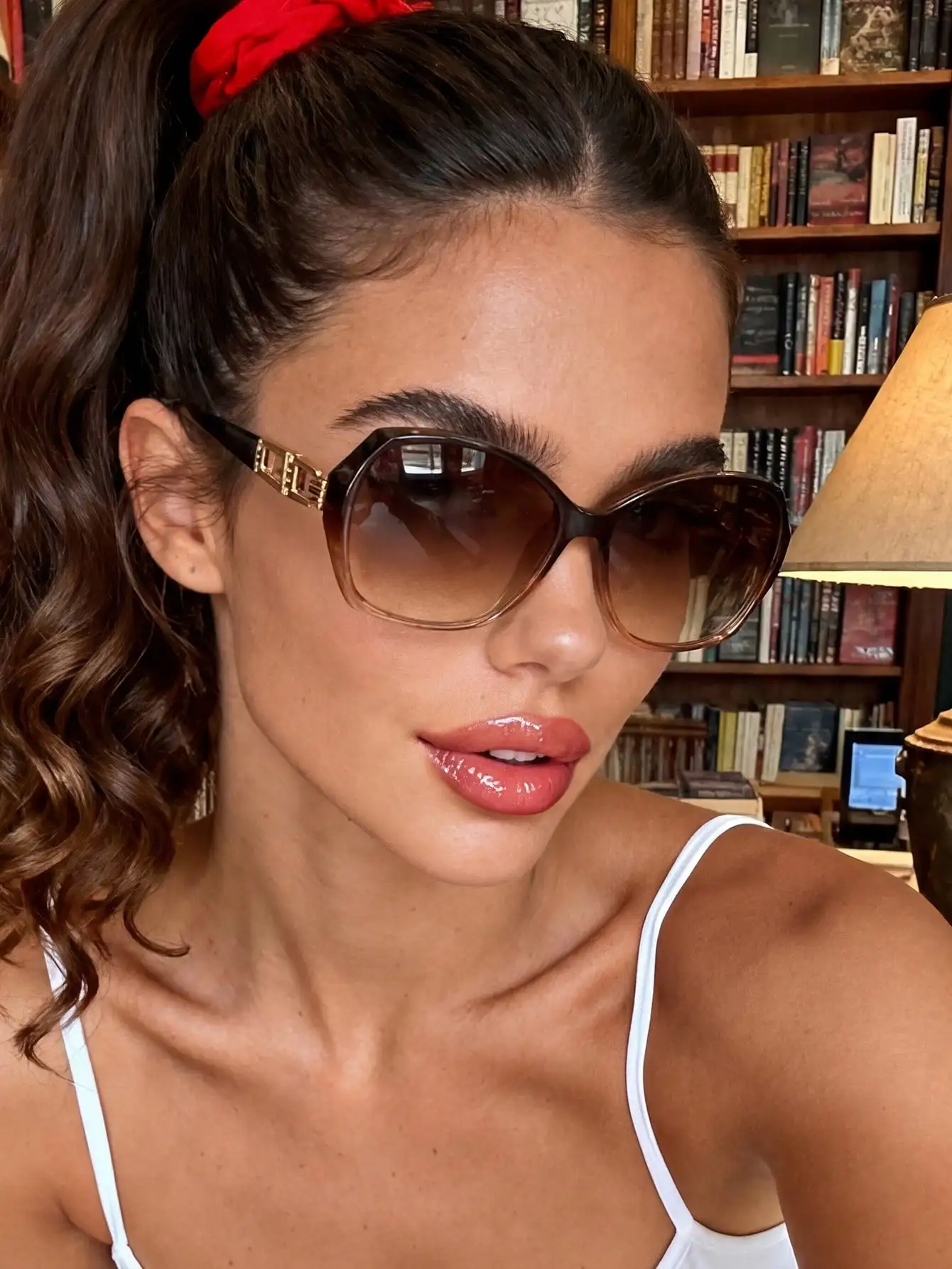 1 Pair Unisex Retro Oval Frame Fashion Sunglasses, Stylish High-End Casual Street Photography Classic Glasses, Beach Accessories, Women, Summer Beach Vacation, Outdoor, Travel Casual Style, Oval Frame, Suitable For Outings, Back To School Season
1 Pair Unisex Retro Oval Frame Fashion Sunglasses, Stylish High-End Casual Street Photography Classic Glasses, Beach Accessories, Women, Summer Beach Vacation, Outdoor, Travel Casual Style, Oval Frame, Suitable For Outings, Back To School Season