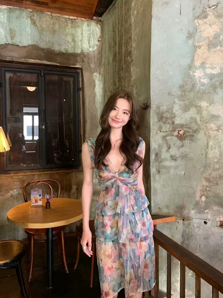 KENI plus Size Retro Floral Print Waist-Cinching Summer Dress Women's Holiday Slimming Dress Korean Style A-Line Skirt
KENI plus Size Retro Floral Print Waist-Cinching Summer Dress Women's Holiday Slimming Dress Korean Style A-Line Skirt