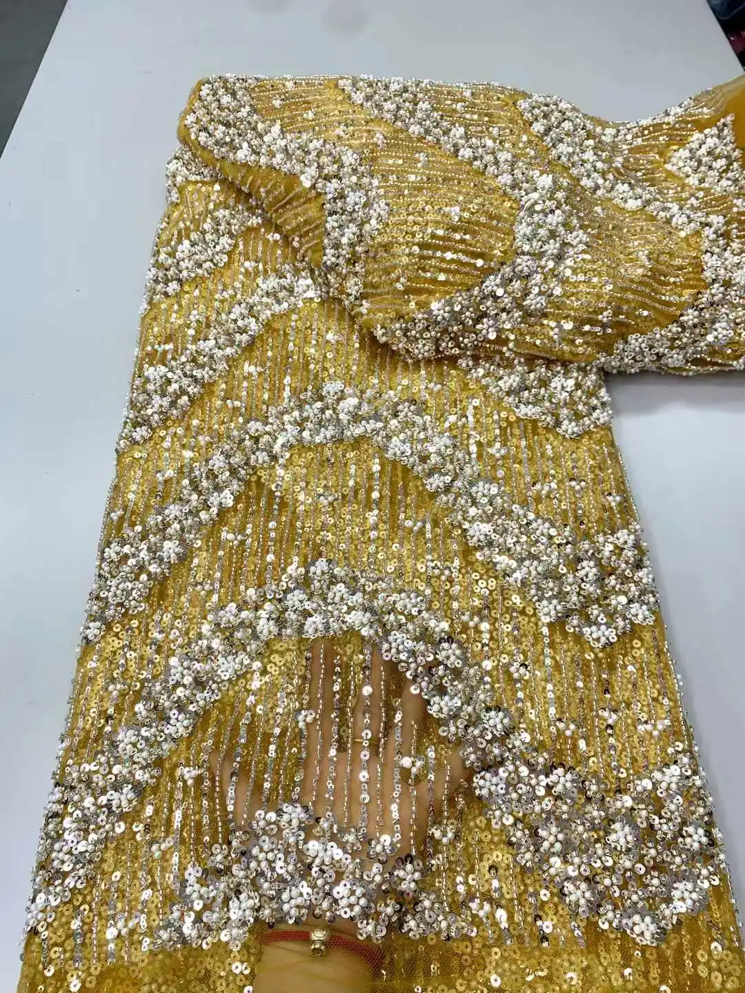 2025 African Heavy Beaded Lace Fabric High Quality Luxury Fabric for Dress 5 Yards with Sequins Lace Fabric Materials for Womens
2025 African Heavy Beaded Lace Fabric High Quality Luxury Fabric for Dress 5 Yards with Sequins Lace Fabric Materials for Womens