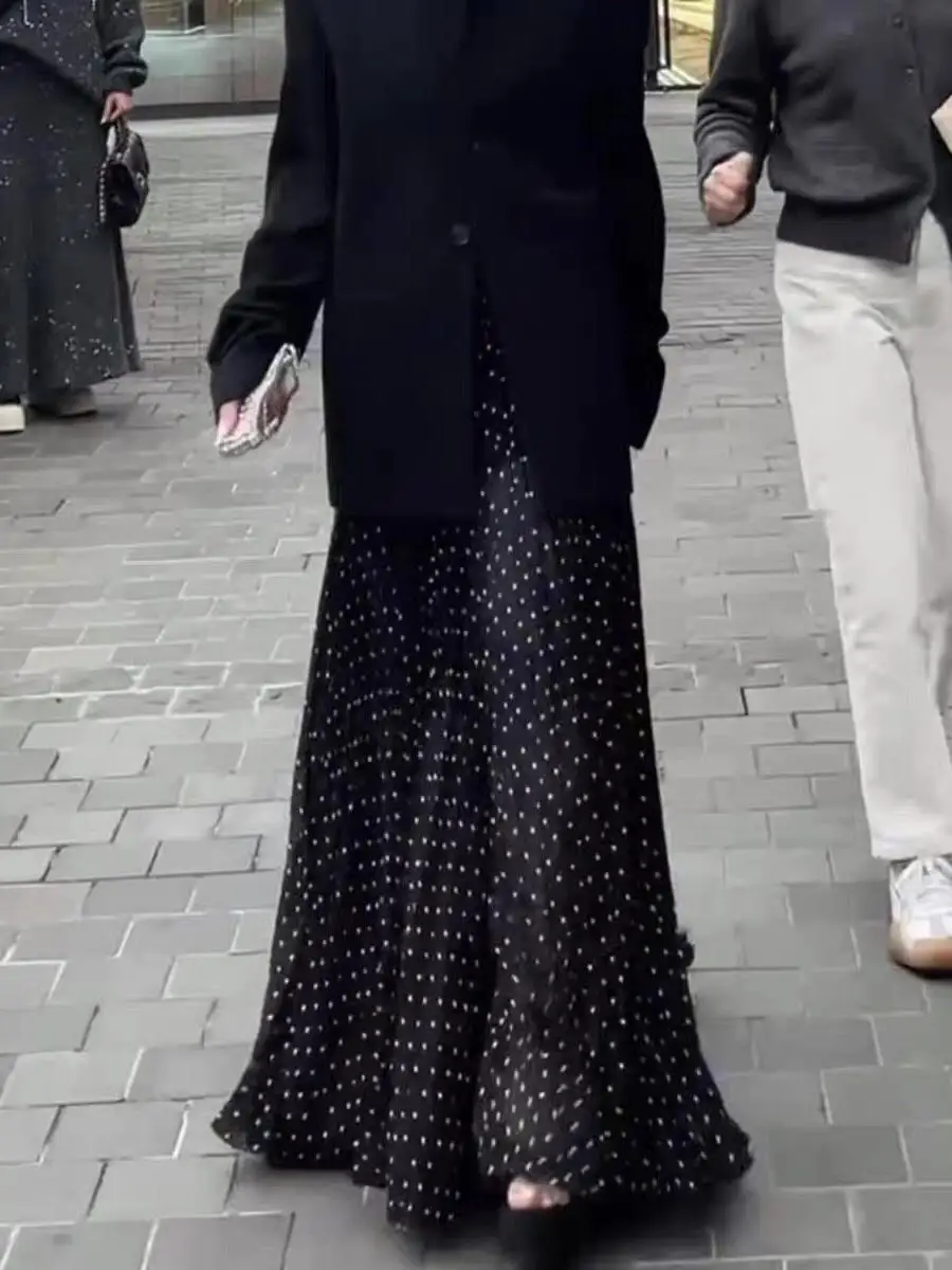 Black Polka Dot High Waist A-Line Midi Skirt Women's Spring Season Versatile Slimming Half-length Skirt Commute Korean Style
Black Polka Dot High Waist A-Line Midi Skirt Women's Spring Season Versatile Slimming Half-length Skirt Commute Korean Style