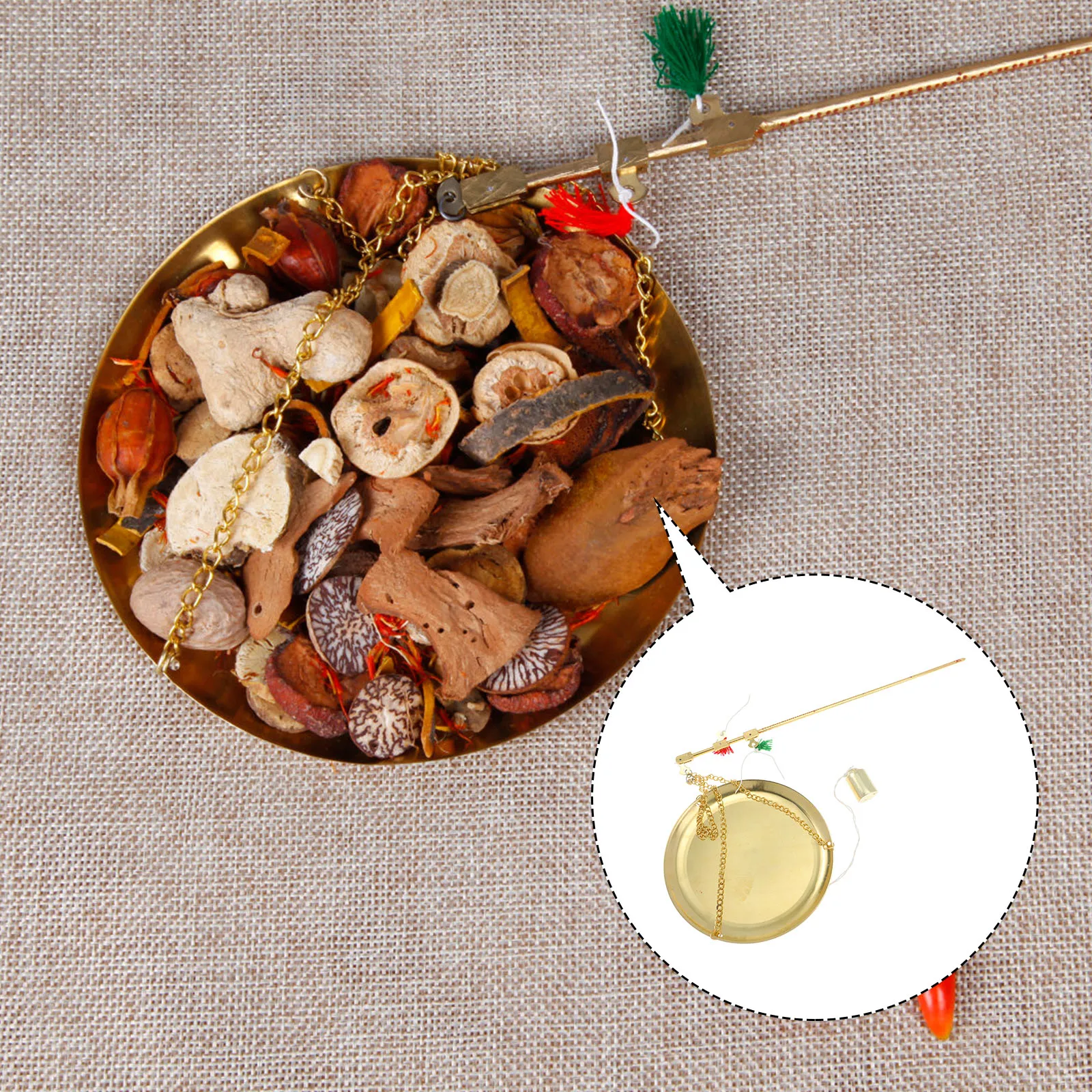 Маленькая кухонная пищевая шкала в граммах, медные гири, табличка с номером китайской медицины, портативные, простые в использовании, практичные инструменты, измерение веса чая
Маленькая кухонная пищевая шкала в граммах, медные гири, табличка с номером китайской медицины, портативные, простые в использовании, практичные инструменты, измерение веса чая