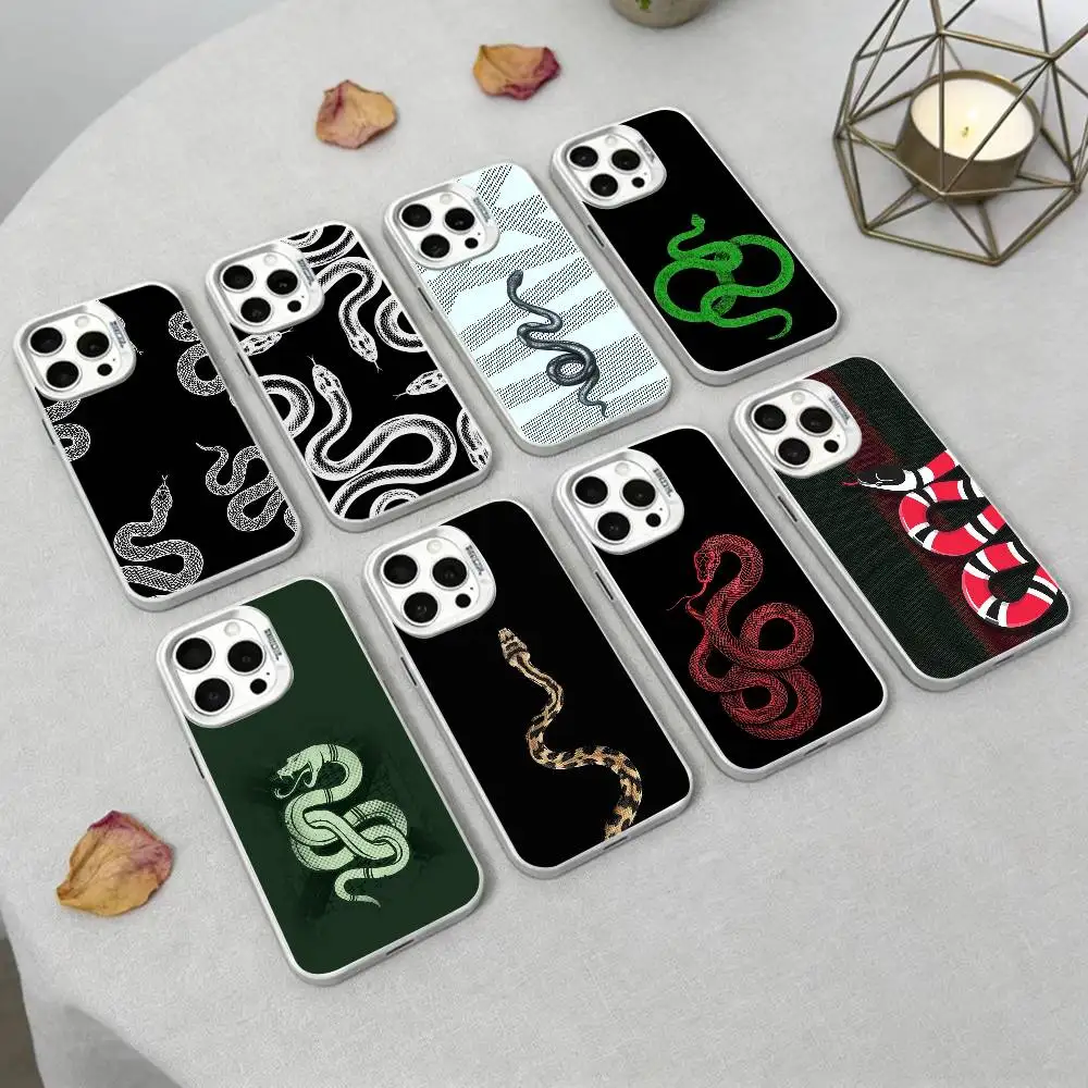 Classic Street Snake Phone Case For IPhone 16 17 15 14 12 13 Pro Max Black Color Shockproof Cover KEY
Classic Street Snake Phone Case For IPhone 16 17 15 14 12 13 Pro Max Black Color Shockproof Cover KEY