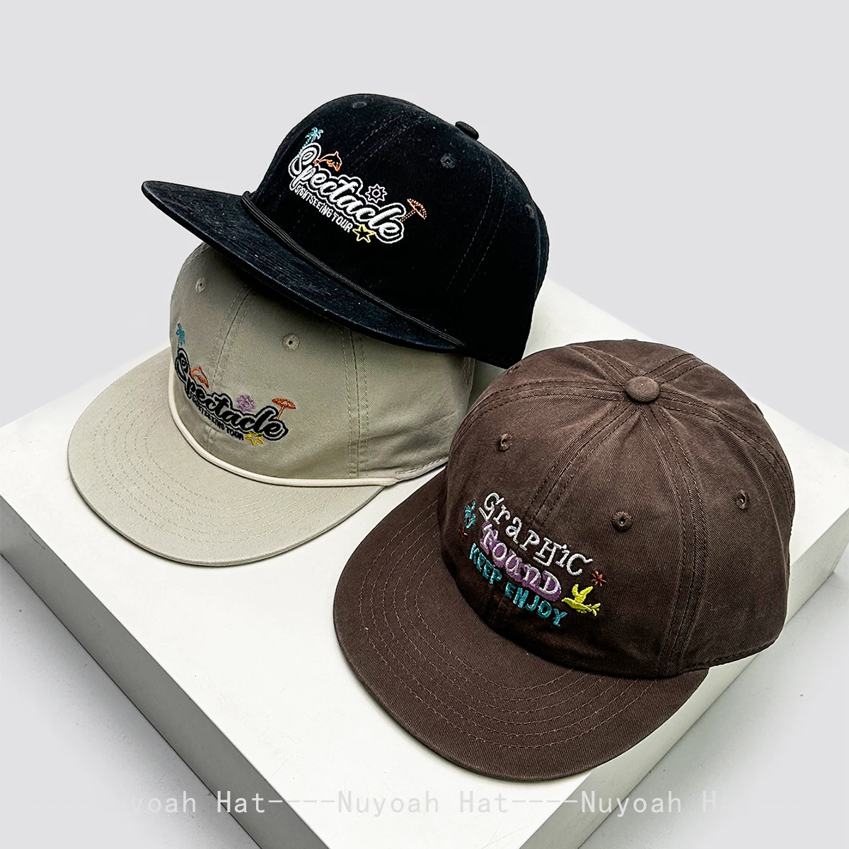 New Men Women Korean Cartoon Letter Embroidery Baseball Hats Sunshade Flat Eave Versatile Retro Peaked Caps Personal Fashion ins
New Men Women Korean Cartoon Letter Embroidery Baseball Hats Sunshade Flat Eave Versatile Retro Peaked Caps Personal Fashion ins