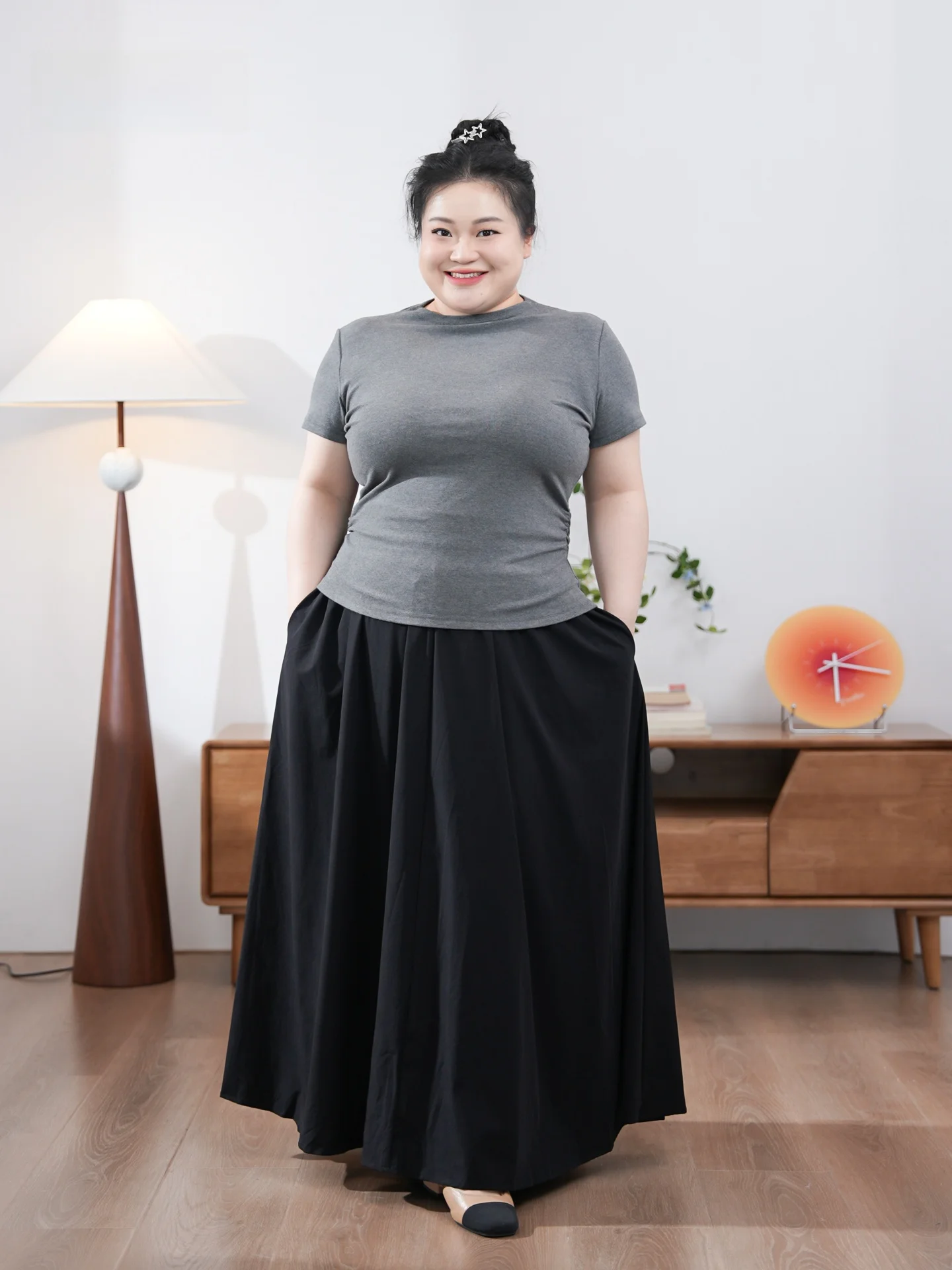 Fashionable Slimming Large Size Black Umbrella Hem Half Skirt Simple Stylish plus Size Women's Clothing Casual High Waist Nylon
Fashionable Slimming Large Size Black Umbrella Hem Half Skirt Simple Stylish plus Size Women's Clothing Casual High Waist Nylon