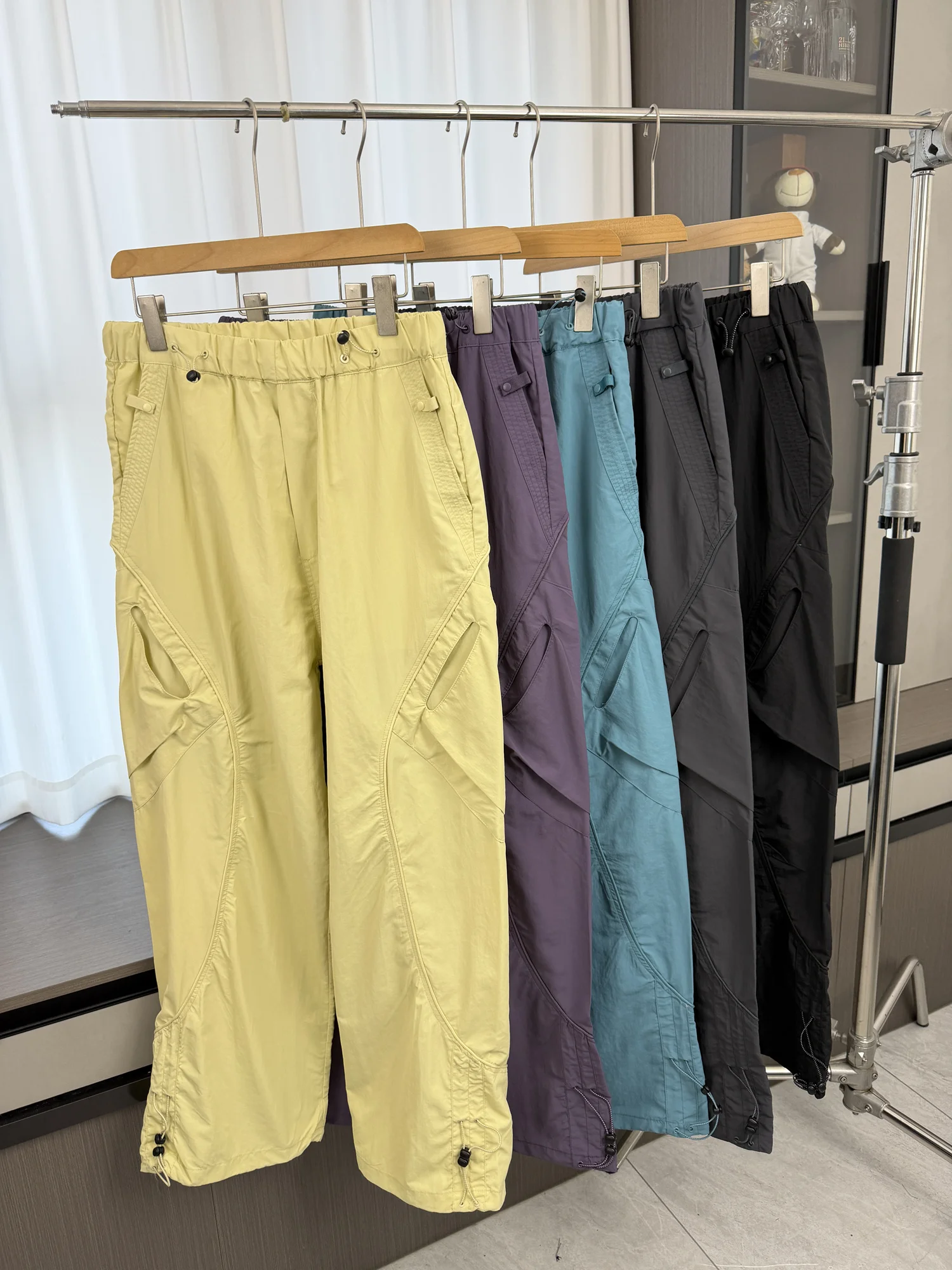 Outdoor Casual Pants Breathable Loose Wide Leg Workwear Hiking Trousers for Couples Spring Summer Men Women Loose Fit
Outdoor Casual Pants Breathable Loose Wide Leg Workwear Hiking Trousers for Couples Spring Summer Men Women Loose Fit