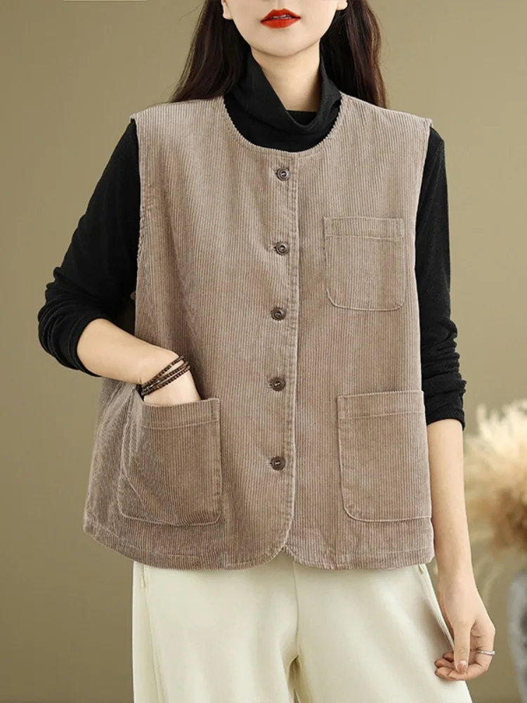 Ретро-жилет из вельвета для женщин, весенний, повседневный, для многослойных образов, приталенный, с круглым вырезом, с подплечниками, в клетку, топ-жилет
Ретро-жилет из вельвета для женщин, весенний, повседневный, для многослойных образов, приталенный, с круглым вырезом, с подплечниками, в клетку, топ-жилет