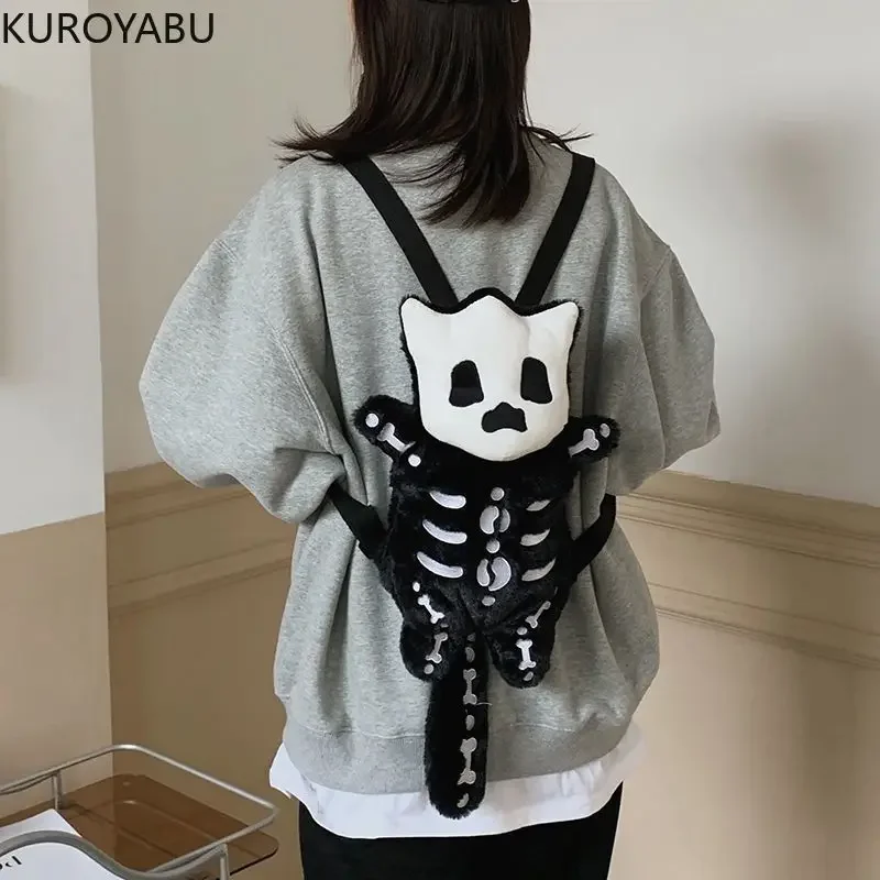 Harajuku Goth Y2k рюкзак женский вышивка череп кошка плюшевые рюкзаки зимние меховые сумки сумка в форме черепа скелет Mochila Mujer
Harajuku Goth Y2k рюкзак женский вышивка череп кошка плюшевые рюкзаки зимние меховые сумки сумка в форме черепа скелет Mochila Mujer