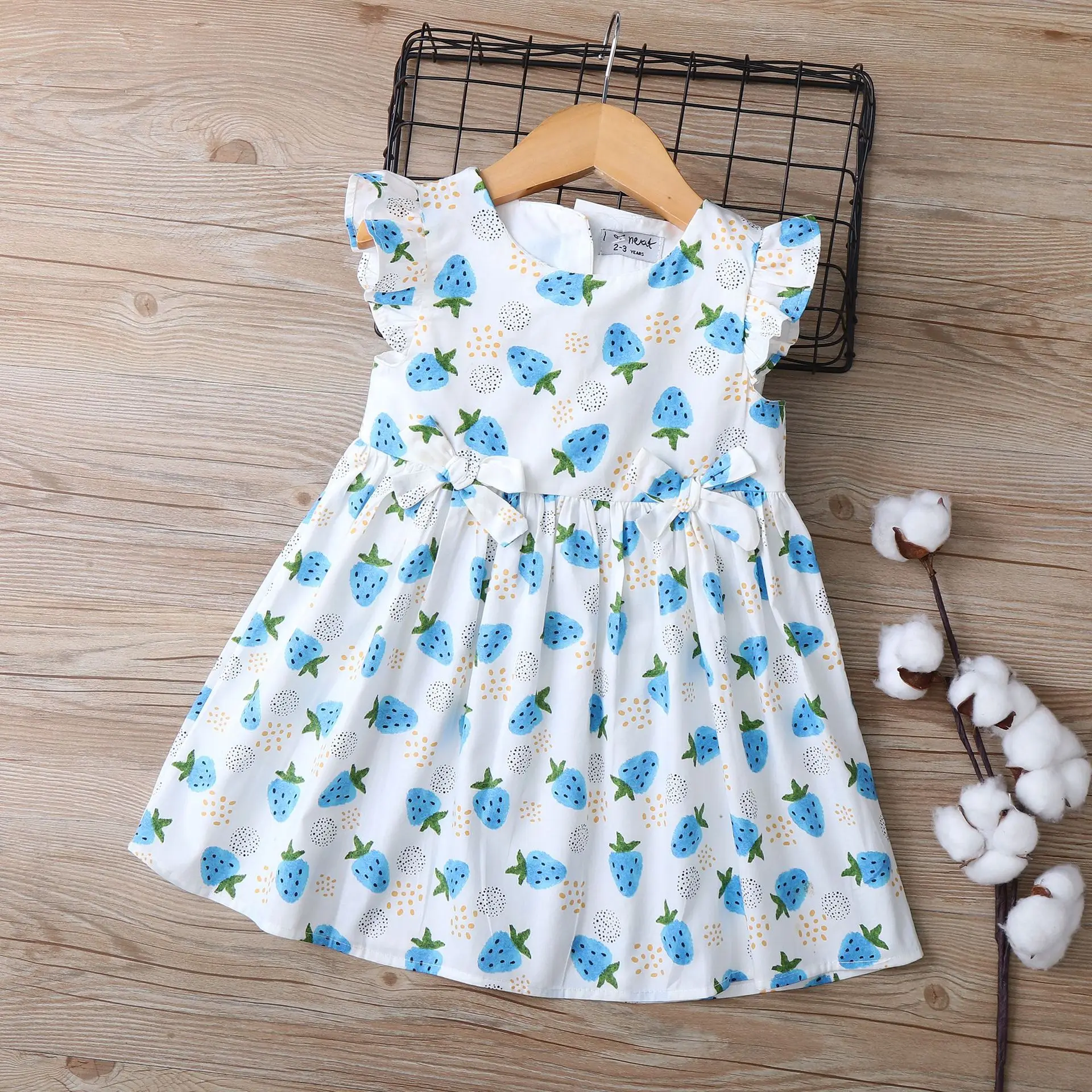 Strawberry cotton short-sleeved dress for girls in summer class A children princess clothes 2024 new style
Strawberry cotton short-sleeved dress for girls in summer class A children princess clothes 2024 new style