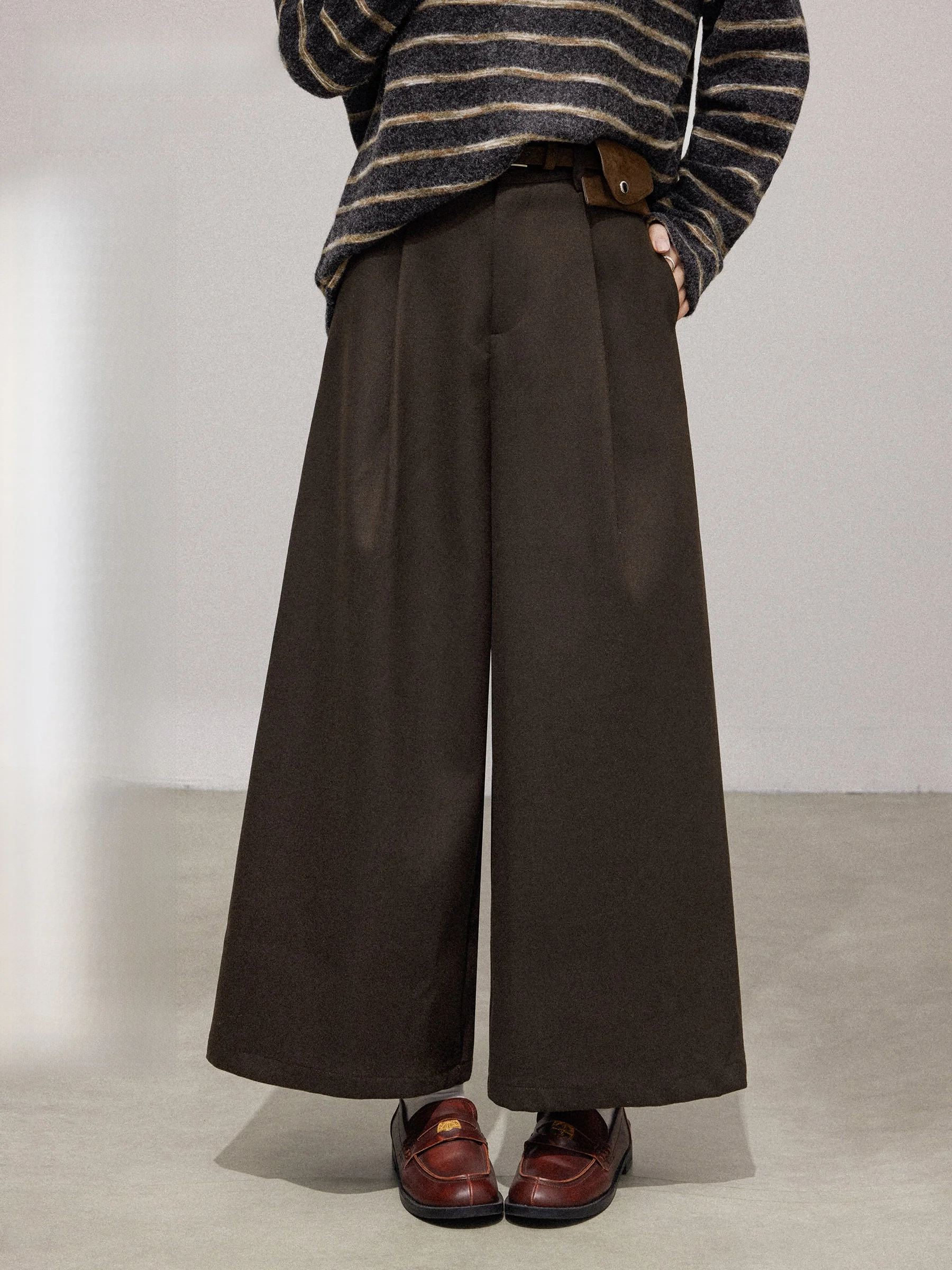 Широкие брюки с высокой талией, женские камуфляжные коричневые свободные повседневные прямые брюки, осенне-зимние модные брюки больших размеров
Широкие брюки с высокой талией, женские камуфляжные коричневые свободные повседневные прямые брюки, осенне-зимние модные брюки больших размеров