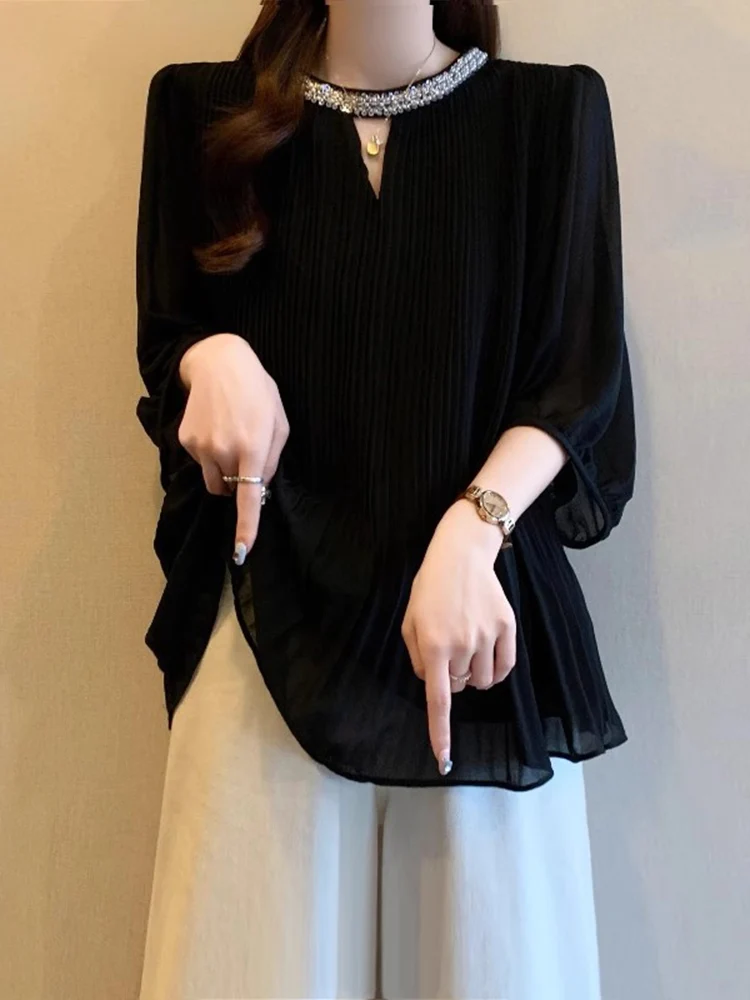 Elegant Black Chiffon Top Women's Summer New Large Size Fashionable Sleeveless Sparkling Rhinestone Casual Korean Style Top
Elegant Black Chiffon Top Women's Summer New Large Size Fashionable Sleeveless Sparkling Rhinestone Casual Korean Style Top