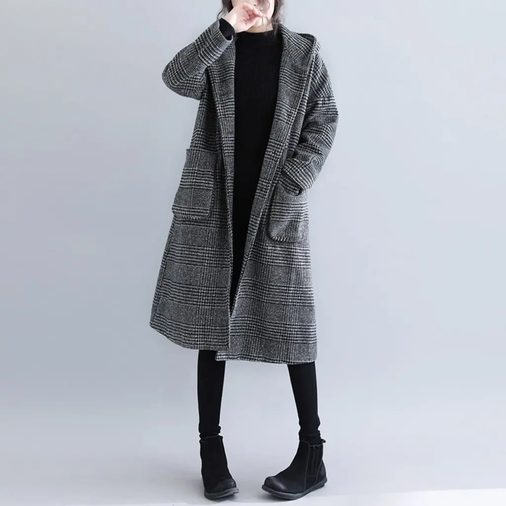 Japanese Women's Thickened Large Size Hooded Houndstooth Pattern Woolen Jacket Autumn Winter Fashionable Mid-Length Outerwear
Japanese Women's Thickened Large Size Hooded Houndstooth Pattern Woolen Jacket Autumn Winter Fashionable Mid-Length Outerwear