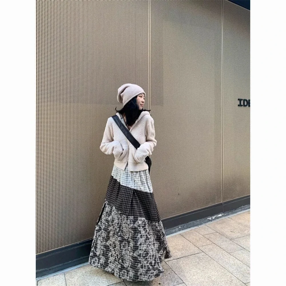 Шикарные женские юбки в стиле пэчворк в клетку Saia с высокой талией, трапециевидной формы, свободная летняя юбка Jupe, повседневная юбка контрастного цвета, 2025 Faldas Mujer De Moda
Шикарные женские юбки в стиле пэчворк в клетку Saia с высокой талией, трапециевидной формы, свободная летняя юбка Jupe, повседневная юбка контрастного цвета, 2025 Faldas Mujer De Moda