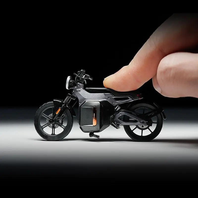 XCARTOYS 1:24 Miniature Electric SQi T12-02 Alloy Die-Cast Miniature Replica Model Children's Birthday Gift Toys Home Decoration
XCARTOYS 1:24 Miniature Electric SQi T12-02 Alloy Die-Cast Miniature Replica Model Children's Birthday Gift Toys Home Decoration