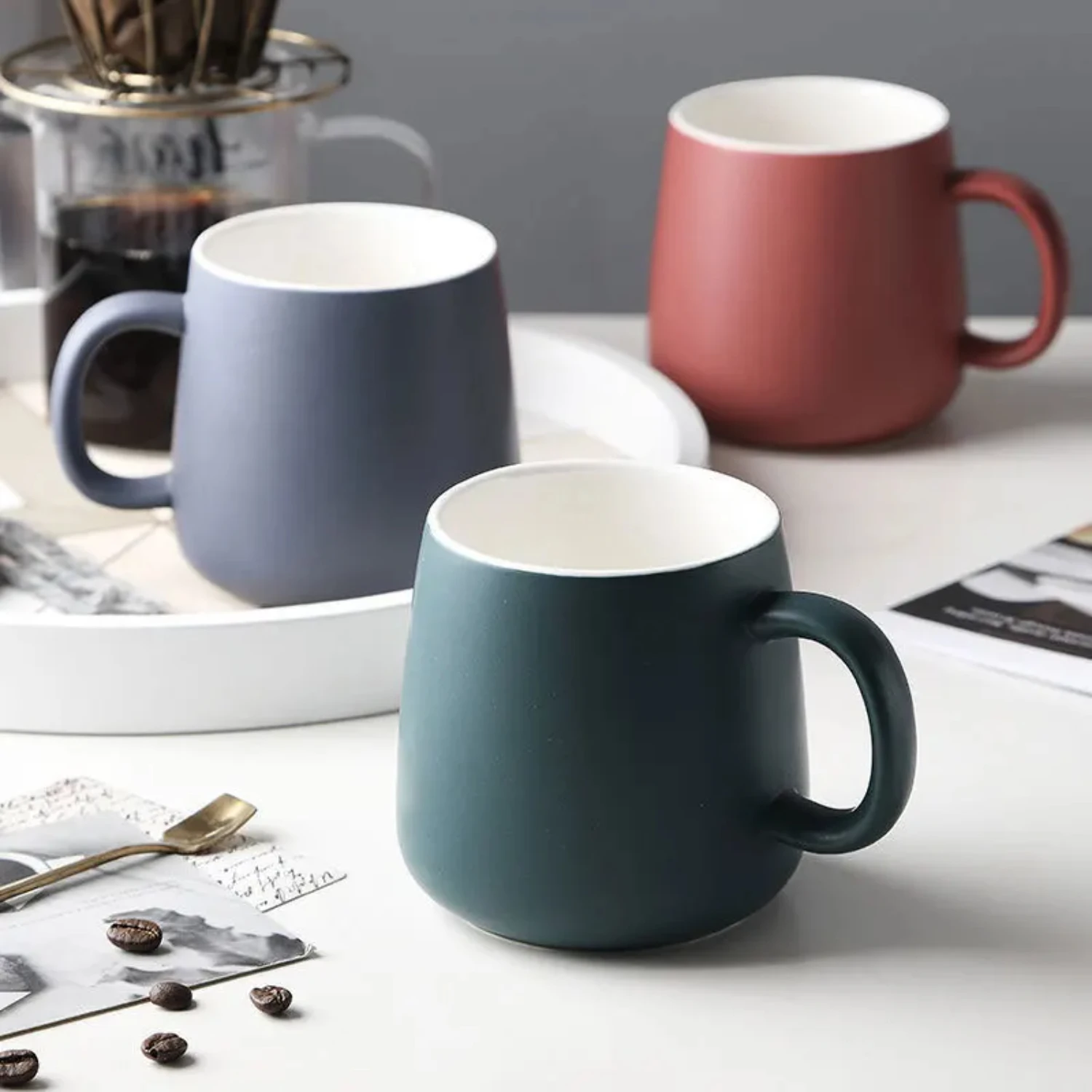 Simple Modern Solid Color Ceramic Coffee Mug with Lid and Spoon - Elegant Office Couple Ceramic Tea Cup Drinking Mug - Perfect G
Simple Modern Solid Color Ceramic Coffee Mug with Lid and Spoon - Elegant Office Couple Ceramic Tea Cup Drinking Mug - Perfect G