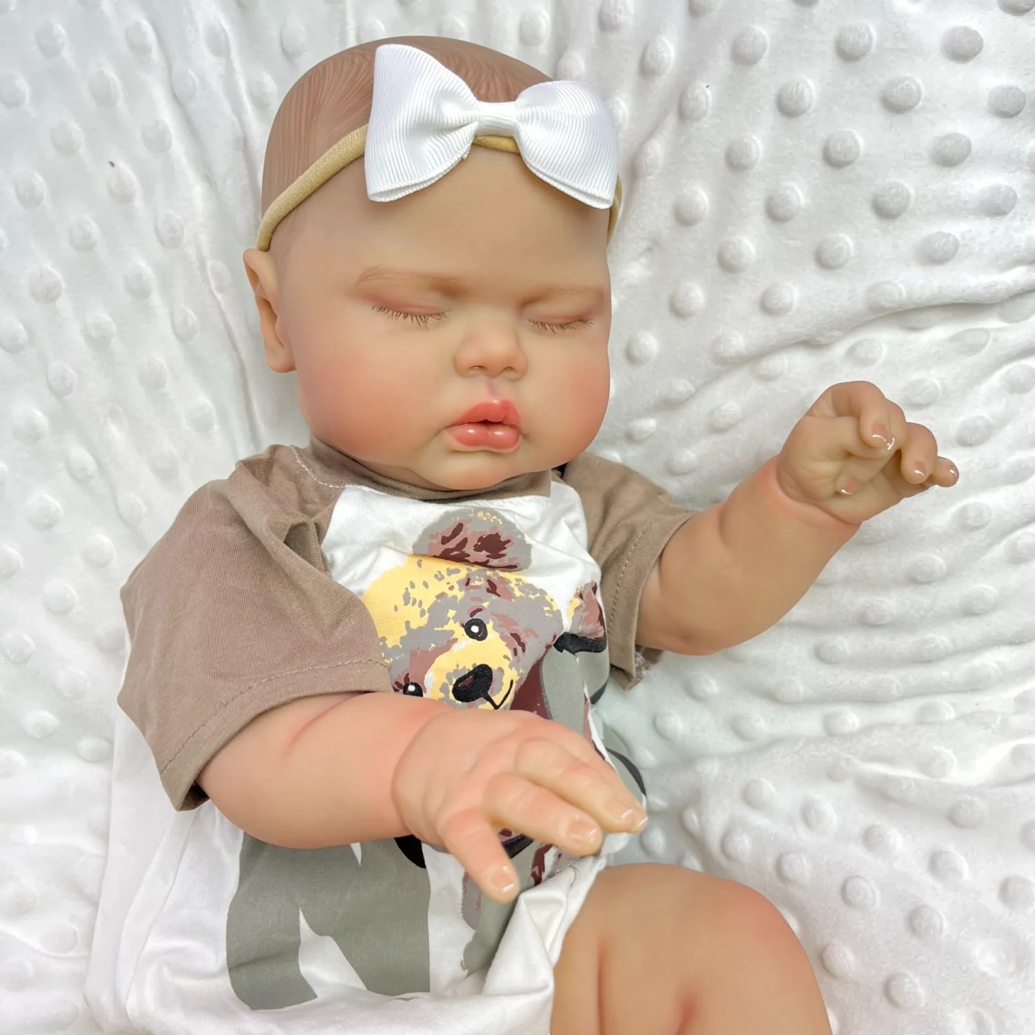 BZDOLL 20inch Asleep Reborn Baby Doll Toy with Cloth Body Real Look 50 CM 3D Skin Doll Realistic Fashion Birthday Gift For Girl
BZDOLL 20inch Asleep Reborn Baby Doll Toy with Cloth Body Real Look 50 CM 3D Skin Doll Realistic Fashion Birthday Gift For Girl