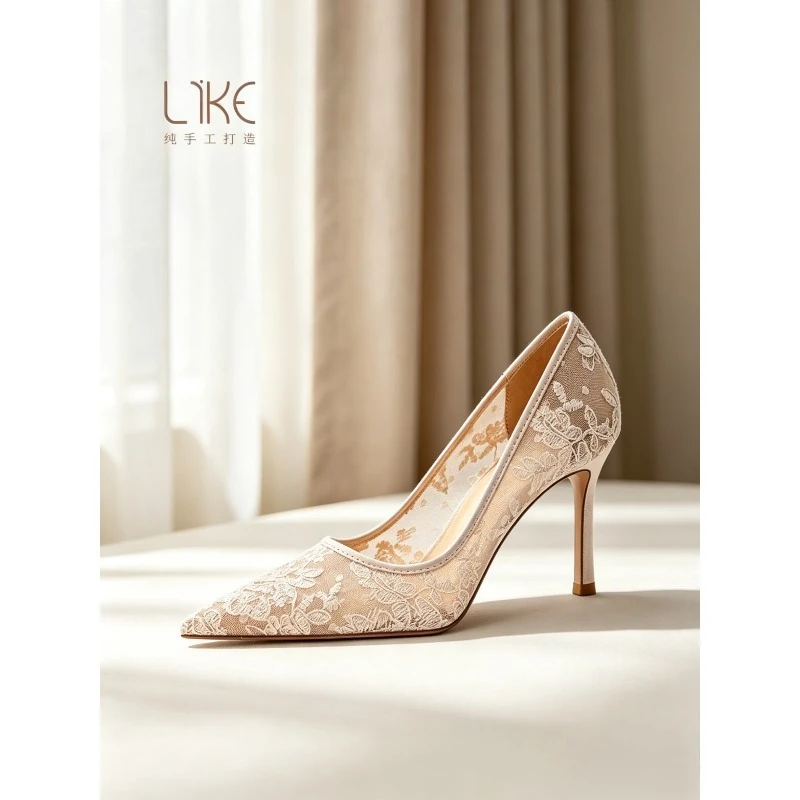 French beige mesh lace pointed fine single shoes, shallow mouth professional high heels, bridal wedding shoes for women
French beige mesh lace pointed fine single shoes, shallow mouth professional high heels, bridal wedding shoes for women
