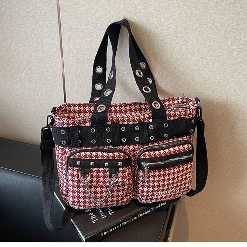 Korean Y2K Retro Strap Grid Large-capacity Tote Bag Commuting Storage Bags Crossbody Bag Shoulder Bags Woman Bag Handbag
Korean Y2K Retro Strap Grid Large-capacity Tote Bag Commuting Storage Bags Crossbody Bag Shoulder Bags Woman Bag Handbag