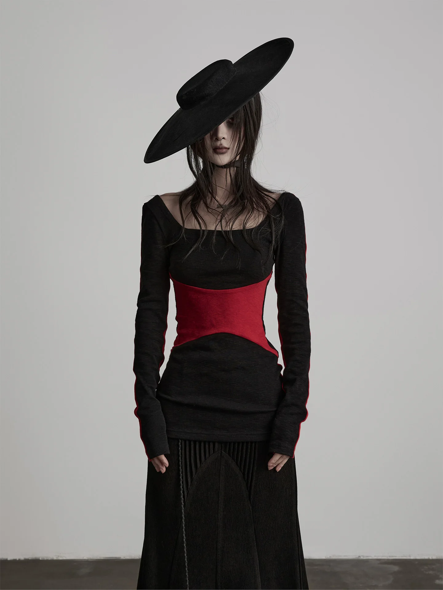 Slim Fit Long Sleeve T-Shirt Women's Black Red Double Sided Wear Square Collar Casual Style Spring Season Cotton Blend Comfor...
Slim Fit Long Sleeve T-Shirt Women's Black Red Double Sided Wear Square Collar Casual Style Spring Season Cotton Blend Comfor...