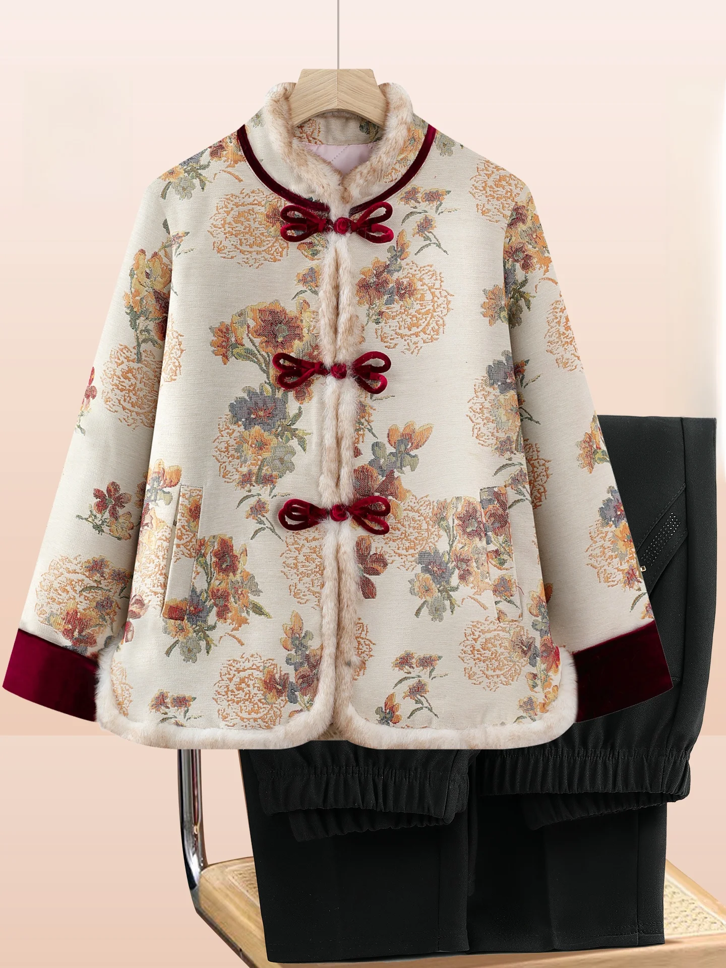 Теплый хлопковый пальто-жакет в китайском стиле для женщин среднего возраста на осень-зиму, на пуговицах, модный, с утолщенной подкладкой, омолаживающий
Теплый хлопковый пальто-жакет в китайском стиле для женщин среднего возраста на осень-зиму, на пуговицах, модный, с утолщенной подкладкой, омолаживающий