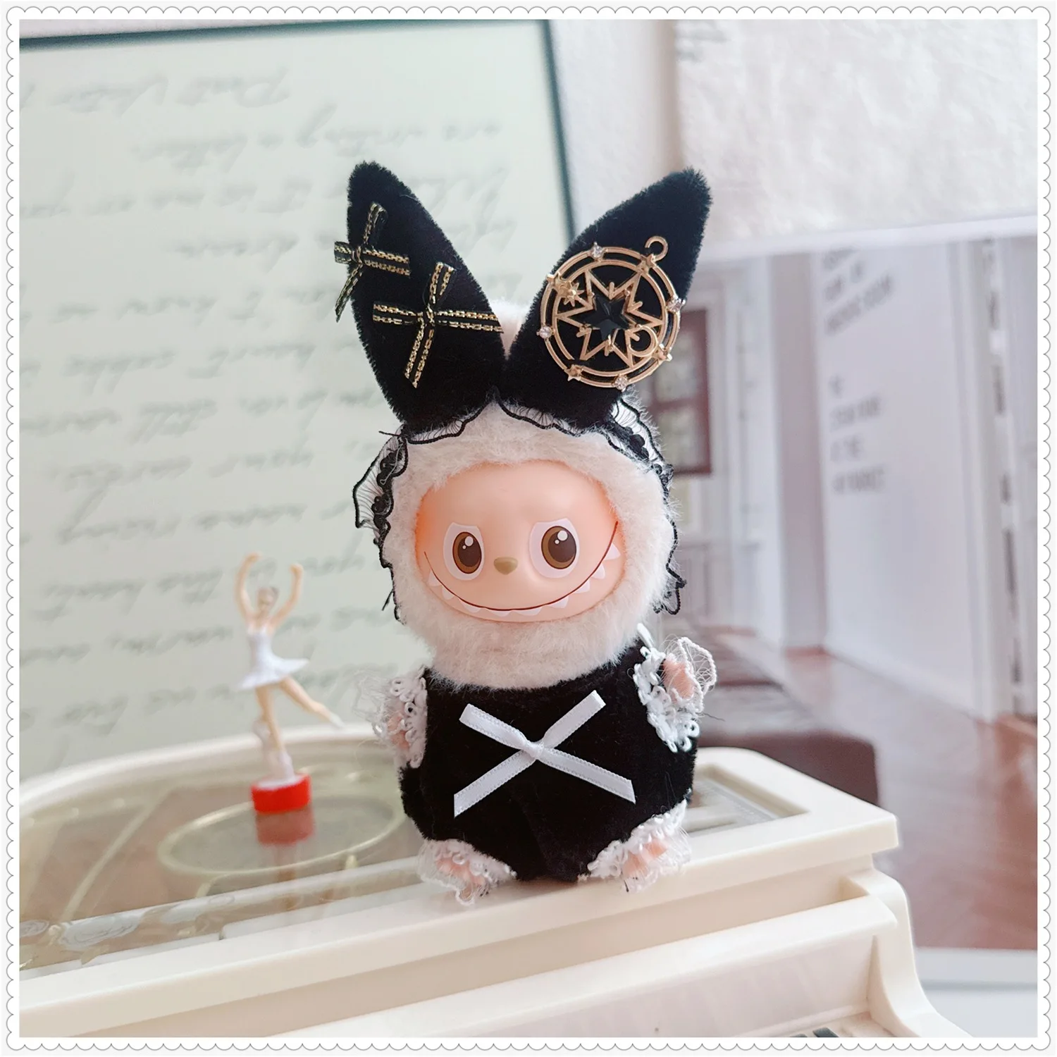 Clothes For Labubu 4.0 Heart Code Series Sexy Bunny Girl Outfit Mo Lian Fan Xing Ink Love Starry Skies Set For Mini Labubu 4.0
Clothes For Labubu 4.0 Heart Code Series Sexy Bunny Girl Outfit Mo Lian Fan Xing Ink Love Starry Skies Set For Mini Labubu 4.0