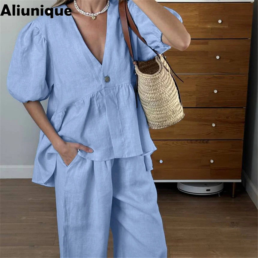 Aliunique 2026 New 2 Piece Cotton Set Women V Neck Bubble Short-Sleeve T-Shirt Top+Wide Leg Pants Casual Summer Outfit
Aliunique 2026 New 2 Piece Cotton Set Women V Neck Bubble Short-Sleeve T-Shirt Top+Wide Leg Pants Casual Summer Outfit