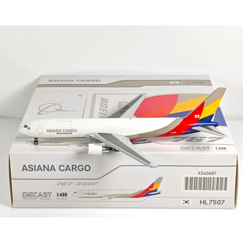 Модель JC Wing масштаб 1/400, грузовой самолет Asiana Airlines B767-300F HL7507, литая под давлением модель самолета из сплава, Коллекционная декоративная модель
Модель JC Wing масштаб 1/400, грузовой самолет Asiana Airlines B767-300F HL7507, литая под давлением модель самолета из сплава, Коллекционная декоративная модель