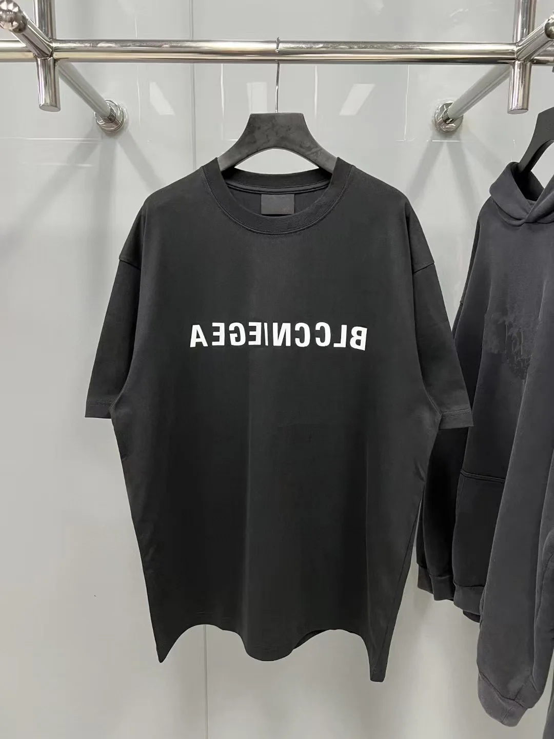 BLCCNIEGEA B-Home Paris T-shirt Letters Loose Unisex Short Sleeve Cotton Fashion Printed Top
BLCCNIEGEA B-Home Paris T-shirt Letters Loose Unisex Short Sleeve Cotton Fashion Printed Top