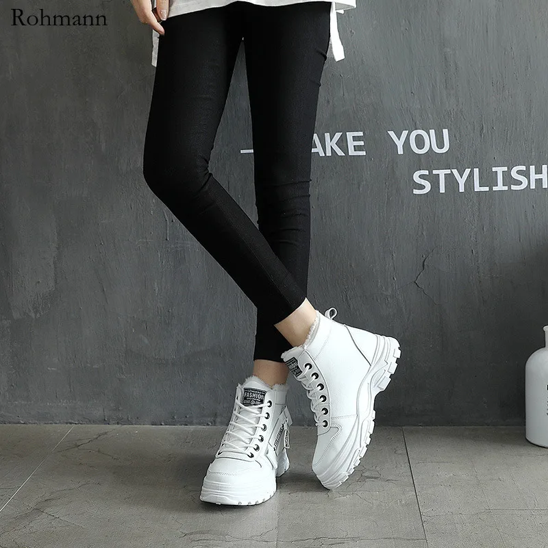 2025 New Fashion Cotton Shoes with Fleece Korean Version Student Versatile Warm High-Top Boots Winter Shoes
2025 New Fashion Cotton Shoes with Fleece Korean Version Student Versatile Warm High-Top Boots Winter Shoes