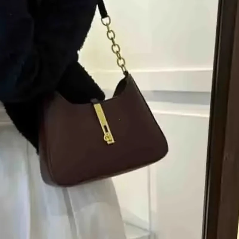 Shoulder Bag for Women 2025 Fashion Luxury PU Leather Casual Solid Color Design Handbags Brand Purse Shopper Clutch Women's Bags
Shoulder Bag for Women 2025 Fashion Luxury PU Leather Casual Solid Color Design Handbags Brand Purse Shopper Clutch Women's Bags