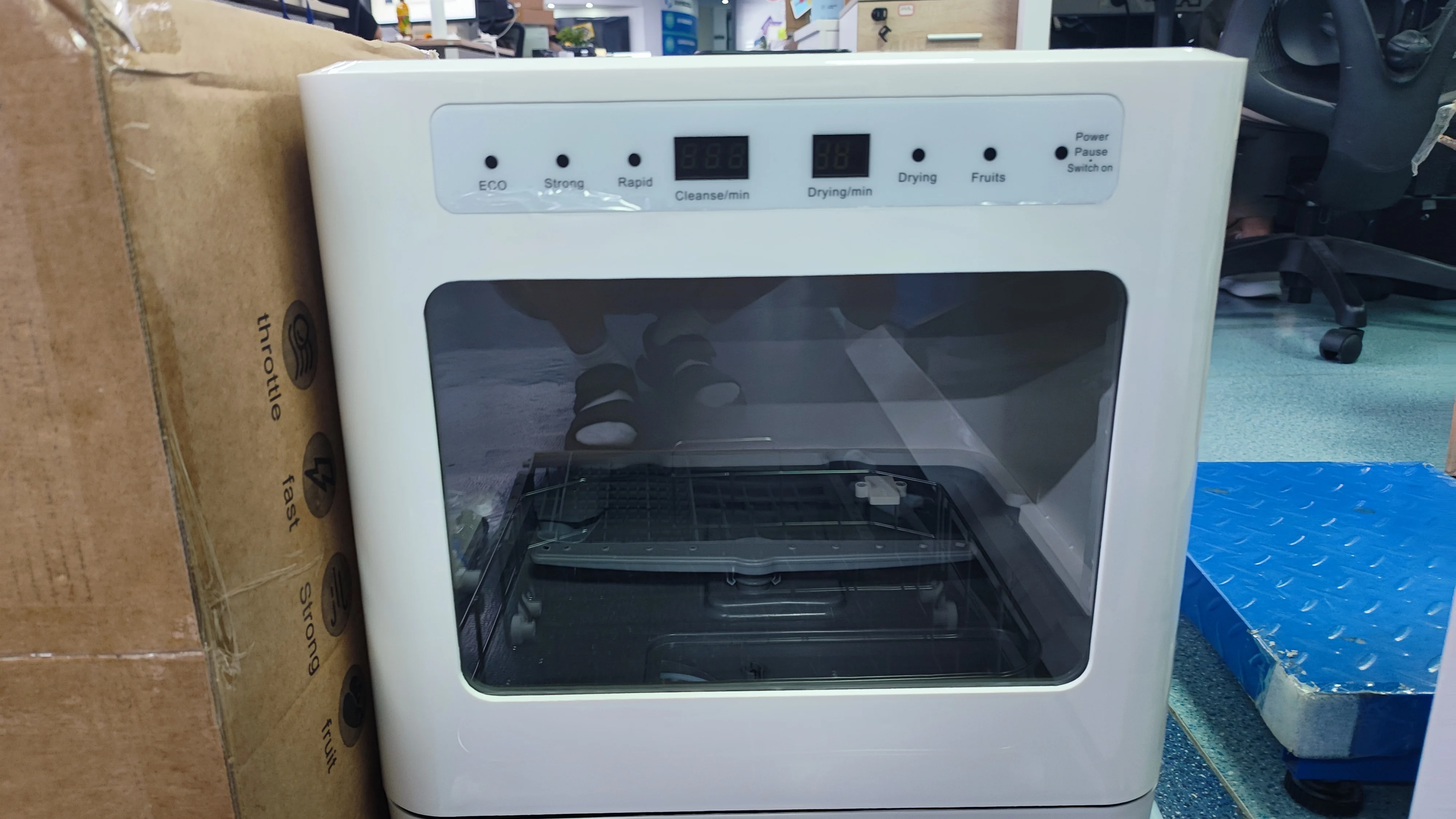 Mini fully automatic dishwasher for home use
Mini fully automatic dishwasher for home use