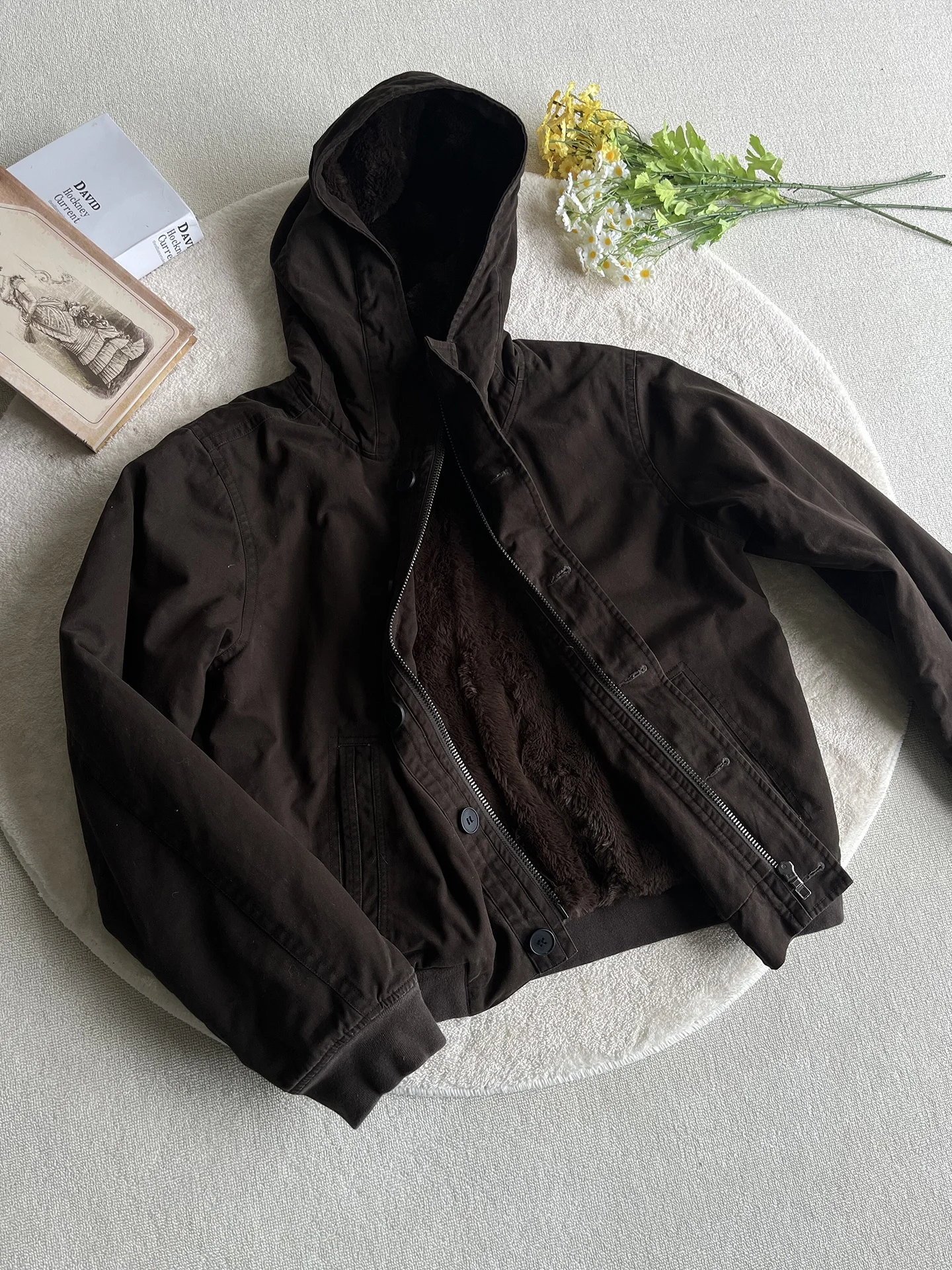 Мужская зимняя куртка-парка Heavyweight Military Sle Faux Rabbit Fur Mountain Eagle Jaet из хлопка с капюшоном, новая, утепленная, с искусственным мехом кролика
Мужская зимняя куртка-парка Heavyweight Military Sle Faux Rabbit Fur Mountain Eagle Jaet из хлопка с капюшоном, новая, утепленная, с искусственным мехом кролика